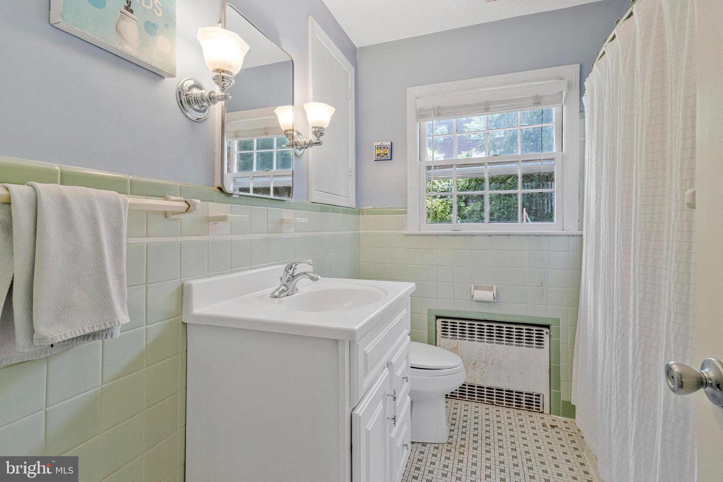 7047 WYNDALE ST NW, WASHINGTON, District Of Columbia 20015, 3 Bedrooms Bedrooms, ,2 BathroomsBathrooms,Residential,For sale,7047 WYNDALE ST NW,DCDC2211066 MLS # DCDC2211066