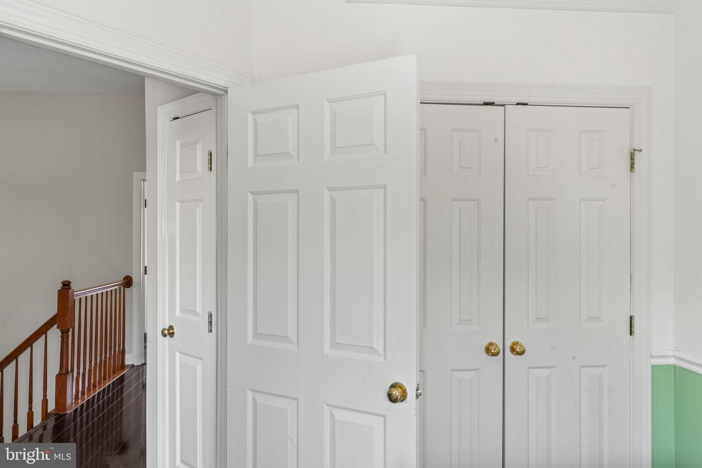 19893 UPLAND TER, ASHBURN, Virginia 20147, 4 Bedrooms Bedrooms, ,2 BathroomsBathrooms,Residential,For sale,19893 UPLAND TER,VALO2102644 MLS # VALO2102644