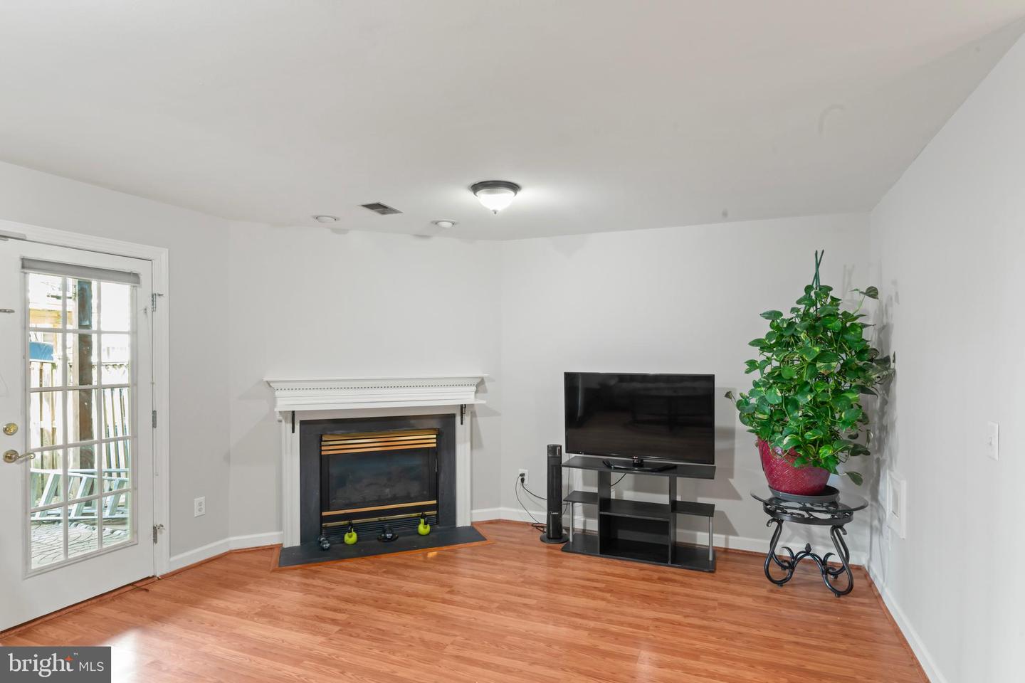 19893 UPLAND TER, ASHBURN, Virginia 20147, 4 Bedrooms Bedrooms, ,2 BathroomsBathrooms,Residential,For sale,19893 UPLAND TER,VALO2102644 MLS # VALO2102644