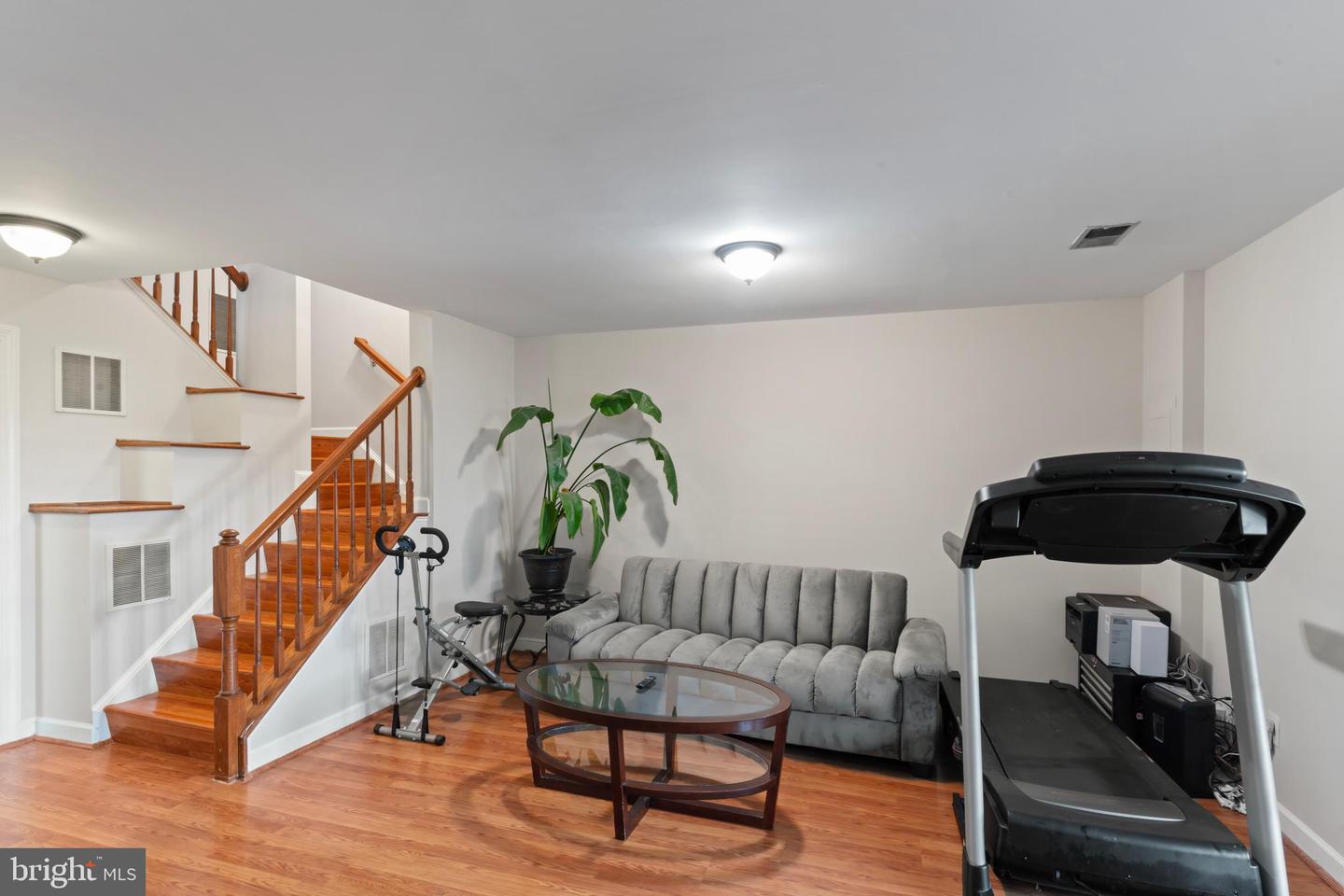 19893 UPLAND TER, ASHBURN, Virginia 20147, 4 Bedrooms Bedrooms, ,2 BathroomsBathrooms,Residential,For sale,19893 UPLAND TER,VALO2102644 MLS # VALO2102644