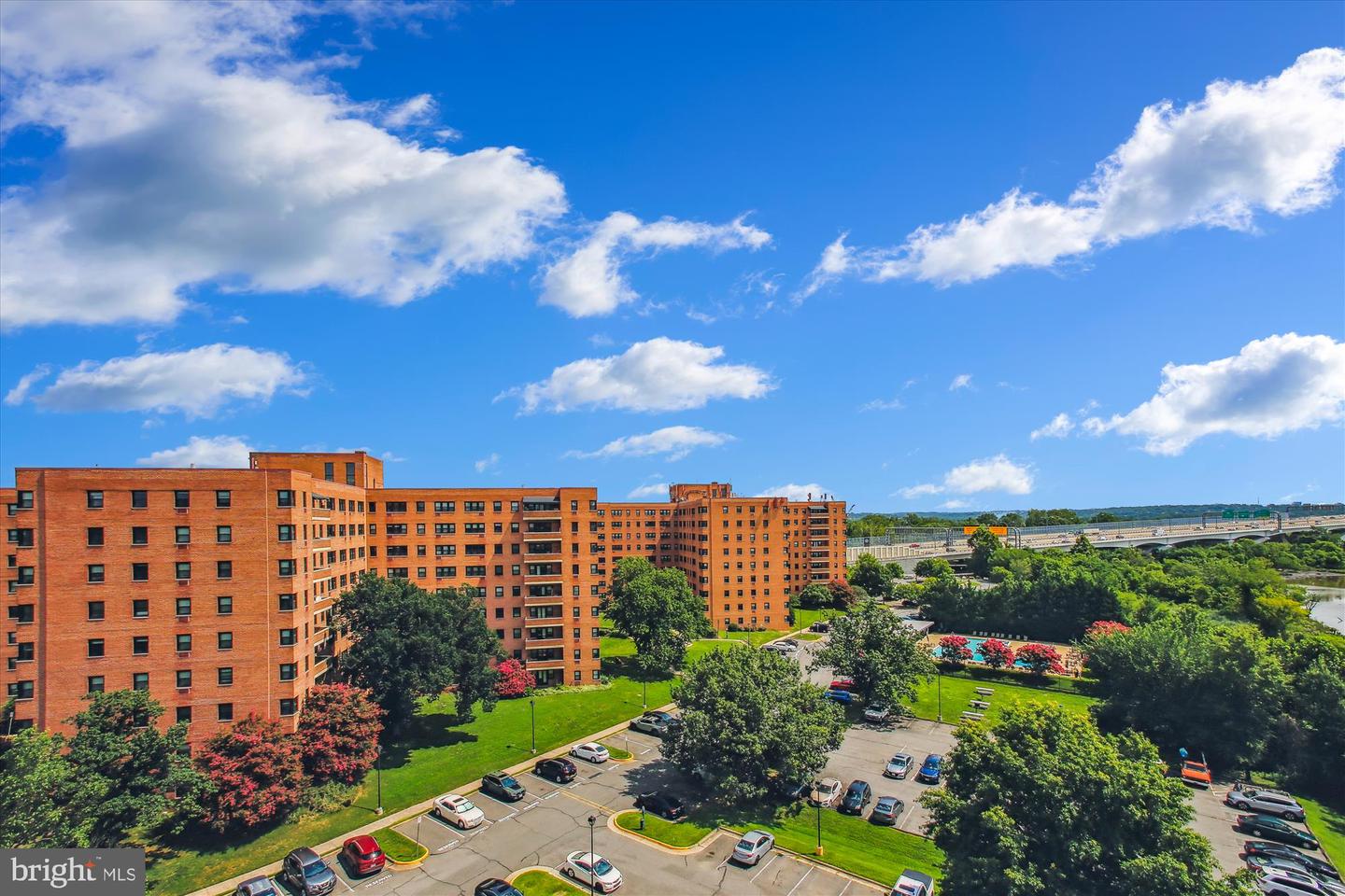 1250 S WASHINGTON ST #820, ALEXANDRIA, Virginia 22314, 1 Bedroom Bedrooms, ,1 BathroomBathrooms,Residential,For sale,1250 S WASHINGTON ST #820,VAAX2047656 MLS # VAAX2047656