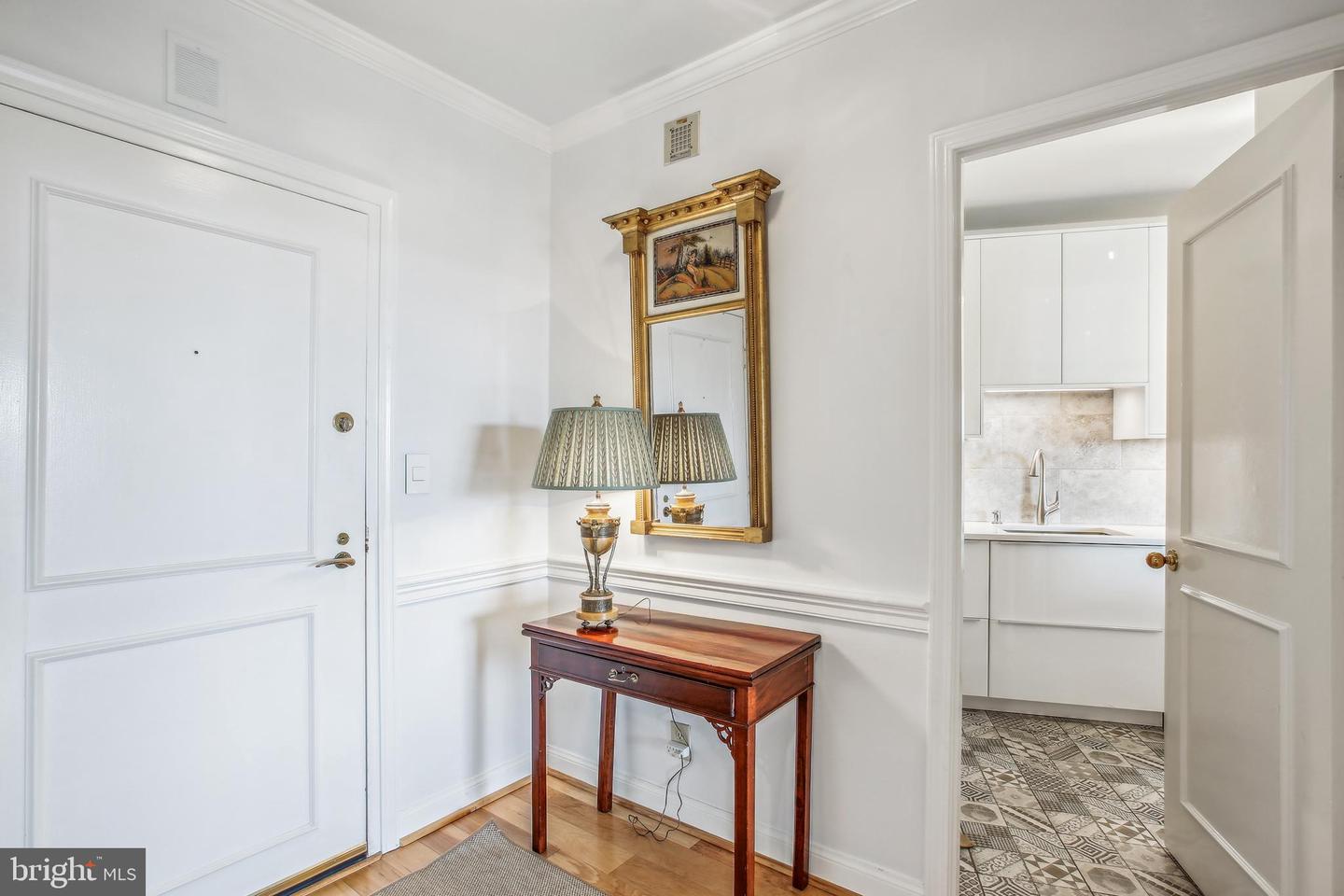 1250 S WASHINGTON ST #820, ALEXANDRIA, Virginia 22314, 1 Bedroom Bedrooms, ,1 BathroomBathrooms,Residential,For sale,1250 S WASHINGTON ST #820,VAAX2047656 MLS # VAAX2047656