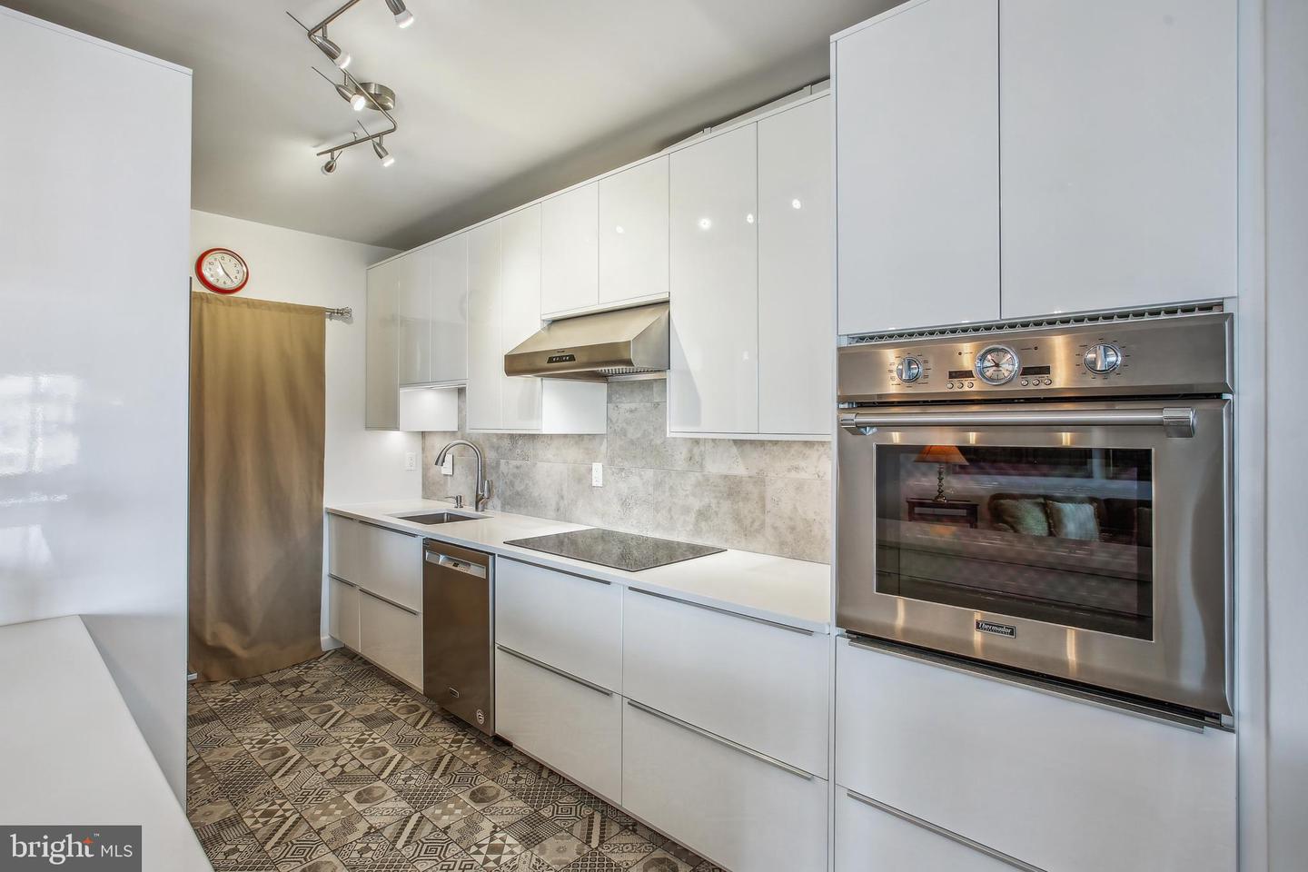 1250 S WASHINGTON ST #820, ALEXANDRIA, Virginia 22314, 1 Bedroom Bedrooms, ,1 BathroomBathrooms,Residential,For sale,1250 S WASHINGTON ST #820,VAAX2047656 MLS # VAAX2047656