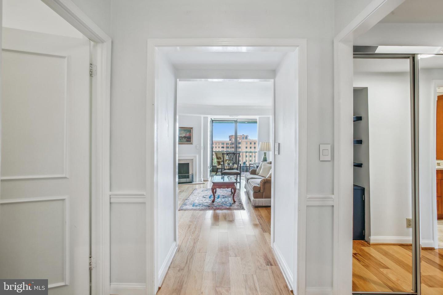 1250 S WASHINGTON ST #820, ALEXANDRIA, Virginia 22314, 1 Bedroom Bedrooms, ,1 BathroomBathrooms,Residential,For sale,1250 S WASHINGTON ST #820,VAAX2047656 MLS # VAAX2047656