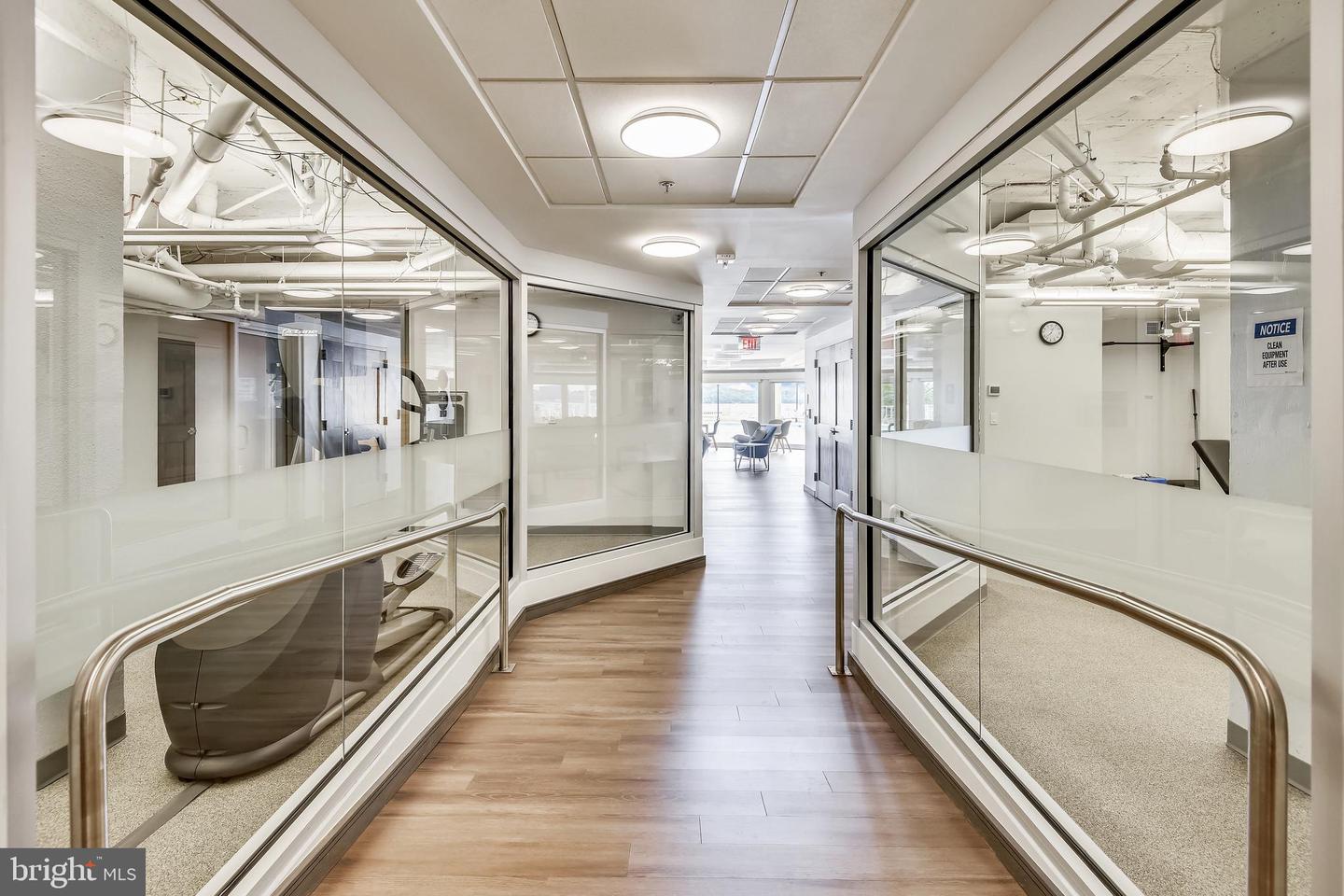1250 S WASHINGTON ST #820, ALEXANDRIA, Virginia 22314, 1 Bedroom Bedrooms, ,1 BathroomBathrooms,Residential,For sale,1250 S WASHINGTON ST #820,VAAX2047656 MLS # VAAX2047656