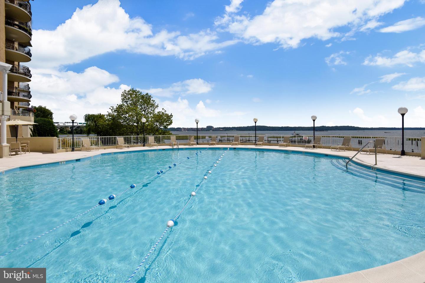 1250 S WASHINGTON ST #820, ALEXANDRIA, Virginia 22314, 1 Bedroom Bedrooms, ,1 BathroomBathrooms,Residential,For sale,1250 S WASHINGTON ST #820,VAAX2047656 MLS # VAAX2047656