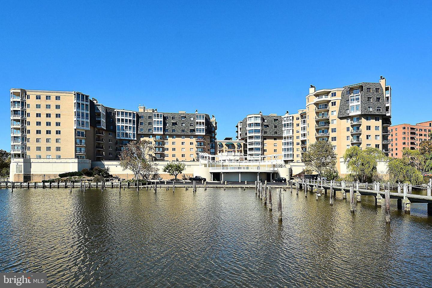1250 S WASHINGTON ST #820, ALEXANDRIA, Virginia 22314, 1 Bedroom Bedrooms, ,1 BathroomBathrooms,Residential,For sale,1250 S WASHINGTON ST #820,VAAX2047656 MLS # VAAX2047656