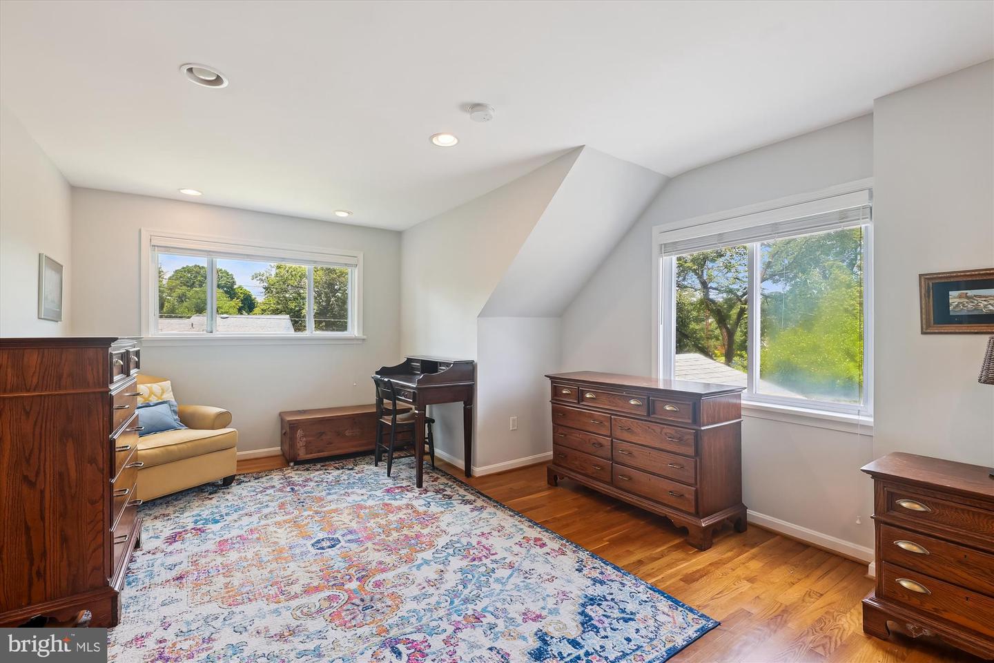 ALEXANDRIA, Virginia 22304, 4 Bedrooms Bedrooms, 11 Rooms Rooms,3 BathroomsBathrooms,Residential,For sale,VAAX2047662 MLS # VAAX2047662