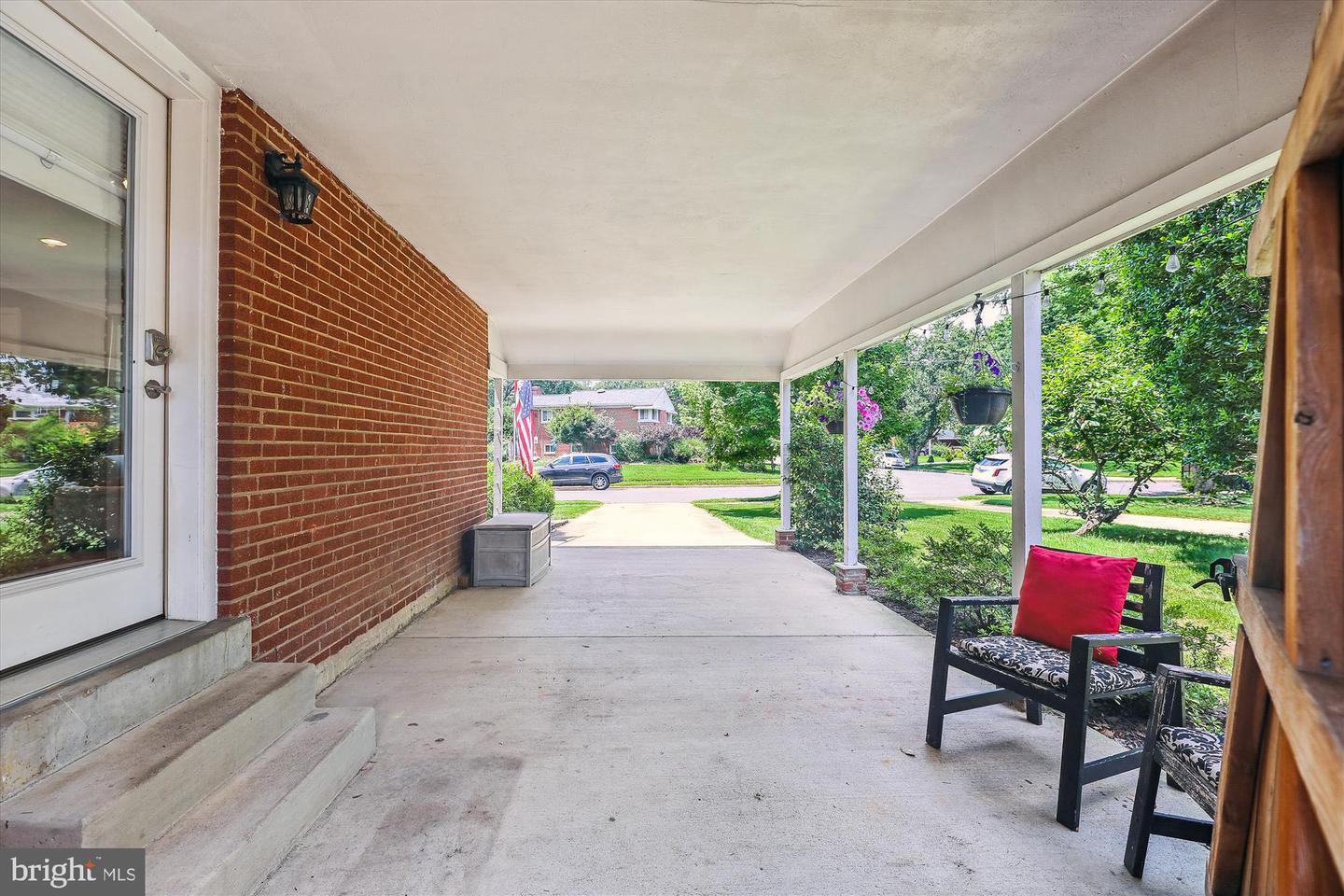 ALEXANDRIA, Virginia 22304, 4 Bedrooms Bedrooms, 11 Rooms Rooms,3 BathroomsBathrooms,Residential,For sale,VAAX2047662 MLS # VAAX2047662
