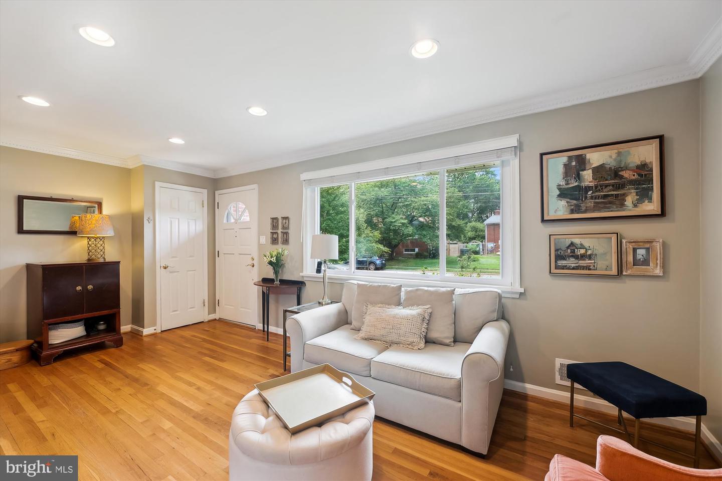 ALEXANDRIA, Virginia 22304, 4 Bedrooms Bedrooms, 11 Rooms Rooms,3 BathroomsBathrooms,Residential,For sale,VAAX2047662 MLS # VAAX2047662