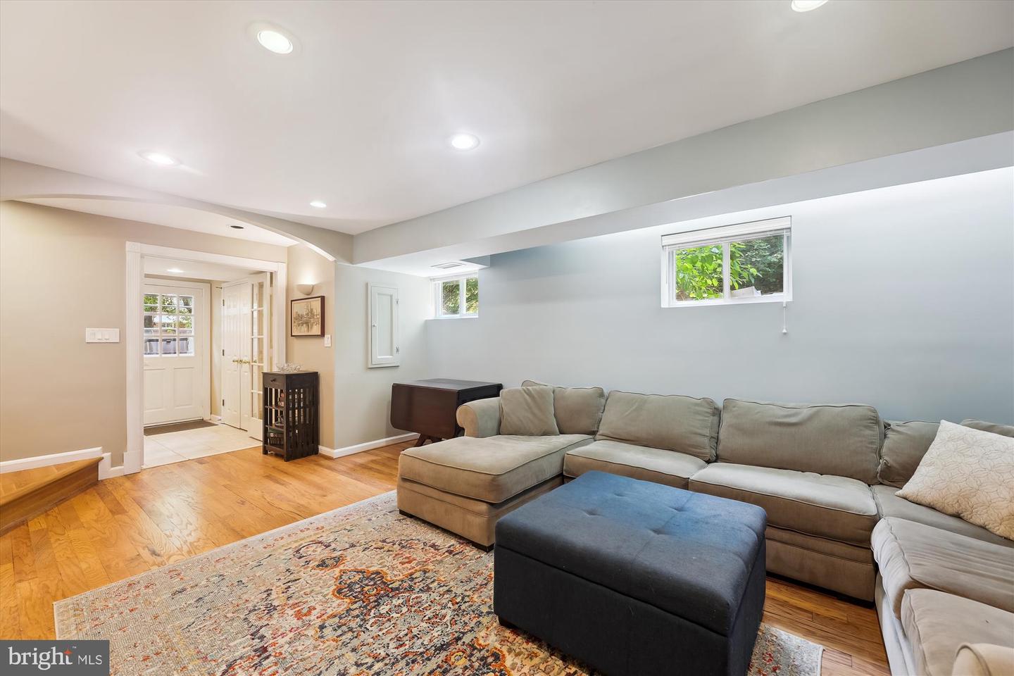 ALEXANDRIA, Virginia 22304, 4 Bedrooms Bedrooms, 11 Rooms Rooms,3 BathroomsBathrooms,Residential,For sale,VAAX2047662 MLS # VAAX2047662