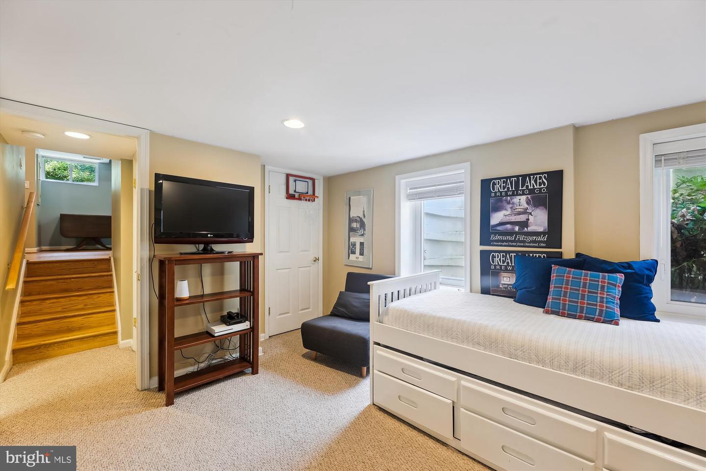 ALEXANDRIA, Virginia 22304, 4 Bedrooms Bedrooms, 11 Rooms Rooms,3 BathroomsBathrooms,Residential,For sale,VAAX2047662 MLS # VAAX2047662