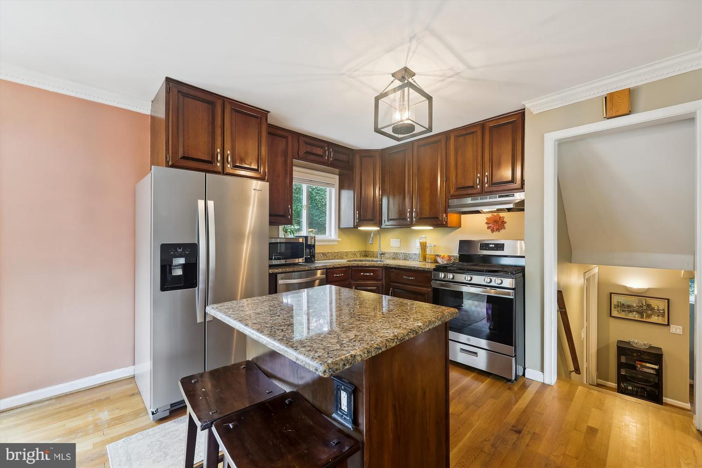 ALEXANDRIA, Virginia 22304, 4 Bedrooms Bedrooms, 11 Rooms Rooms,3 BathroomsBathrooms,Residential,For sale,VAAX2047662 MLS # VAAX2047662
