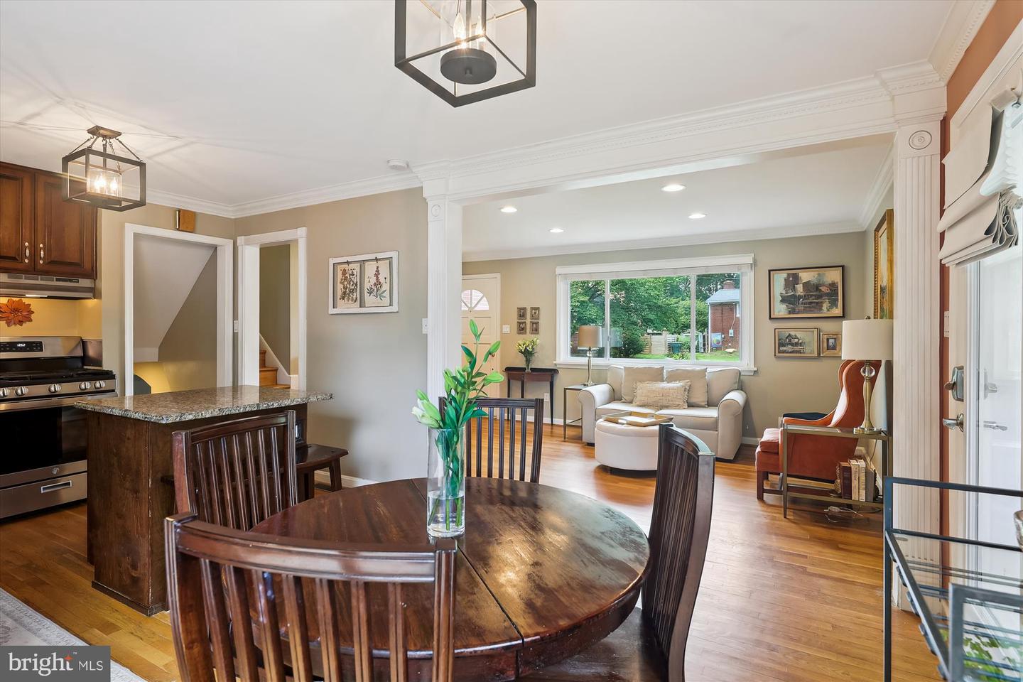 ALEXANDRIA, Virginia 22304, 4 Bedrooms Bedrooms, 11 Rooms Rooms,3 BathroomsBathrooms,Residential,For sale,VAAX2047662 MLS # VAAX2047662