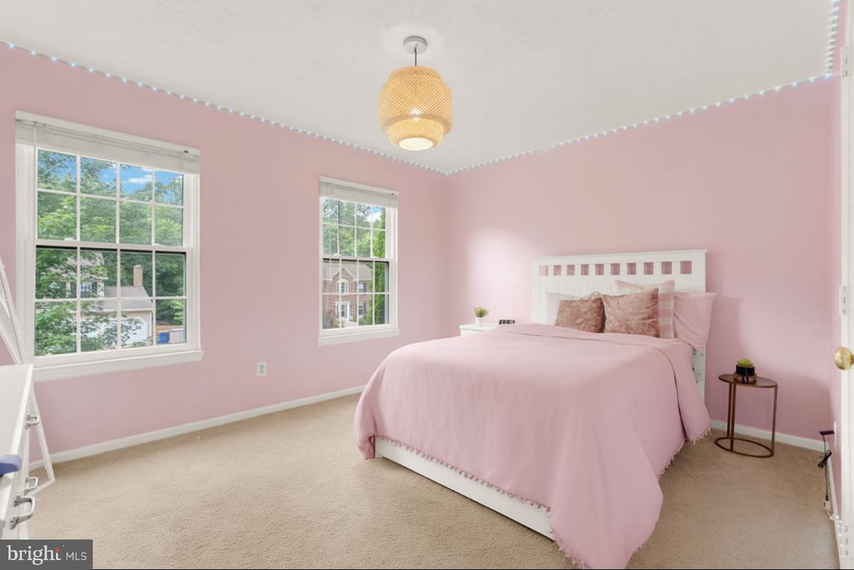 39 ROCKY WAY DR, STAFFORD, Virginia 22554, 5 Bedrooms Bedrooms, ,3 BathroomsBathrooms,Residential,For sale,39 ROCKY WAY DR,VAST2040996 MLS # VAST2040996