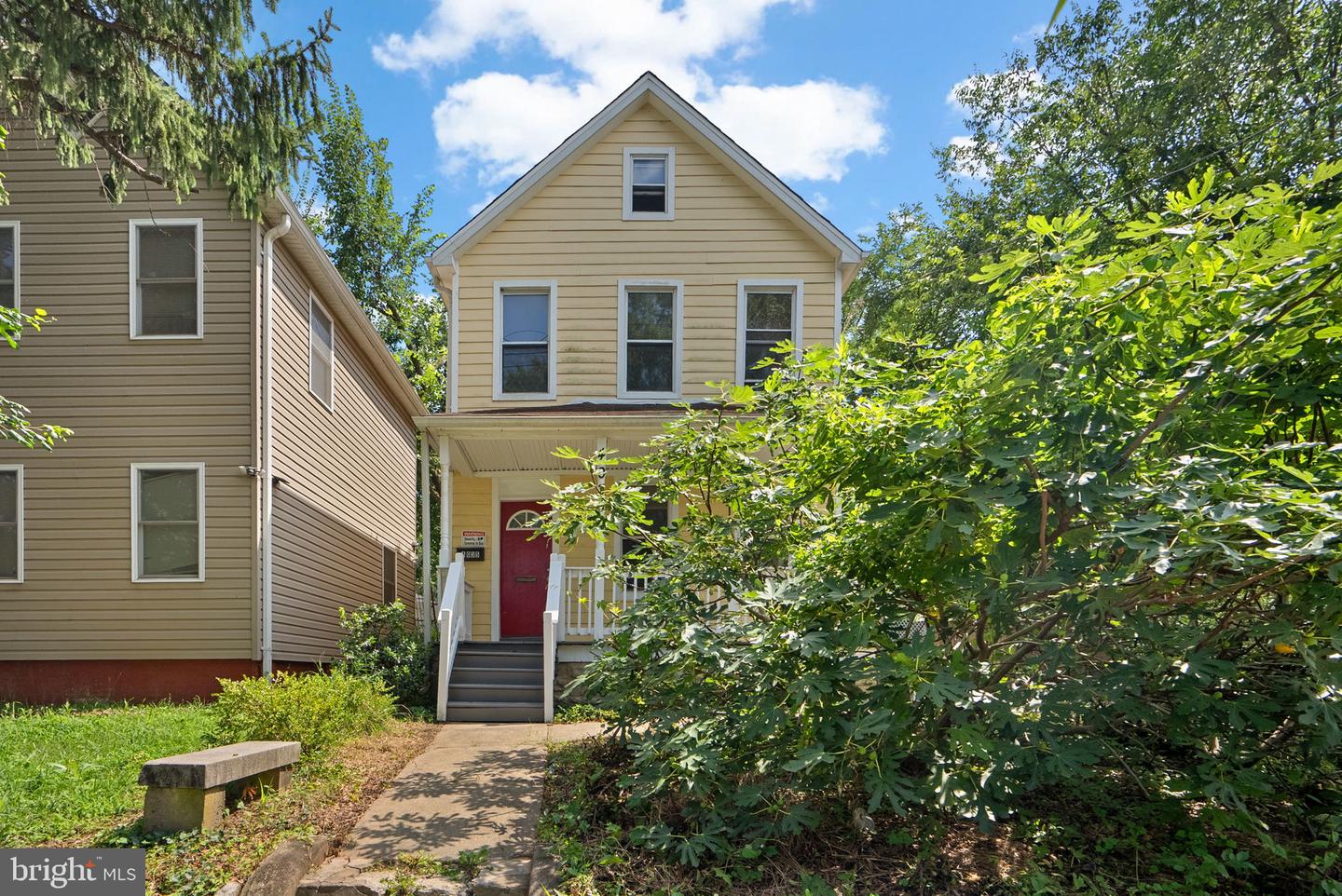 4035 GRANT ST NE, WASHINGTON, District Of Columbia 20019, 7 Bedrooms Bedrooms, ,4 BathroomsBathrooms,Residential,For sale,4035 GRANT ST NE,DCDC2211280 MLS # DCDC2211280
