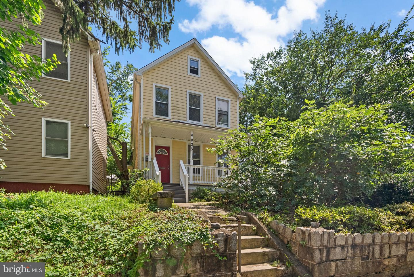 4035 GRANT ST NE, WASHINGTON, District Of Columbia 20019, 7 Bedrooms Bedrooms, ,4 BathroomsBathrooms,Residential,For sale,4035 GRANT ST NE,DCDC2211280 MLS # DCDC2211280