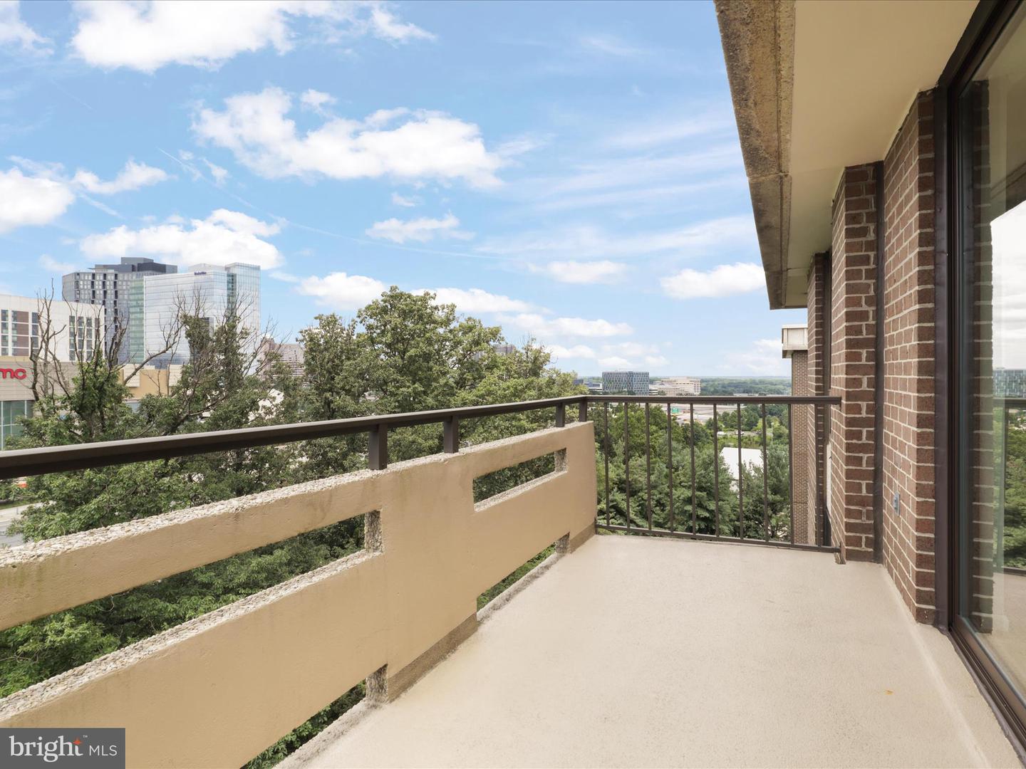 1808 OLD MEADOW RD #1418, MCLEAN, Virginia 22102, 1 Bedroom Bedrooms, ,1 BathroomBathrooms,Residential,For sale,1808 OLD MEADOW RD #1418,VAFX2256606 MLS # VAFX2256606