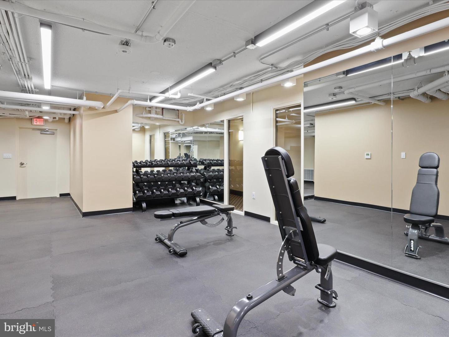 1808 OLD MEADOW RD #1418, MCLEAN, Virginia 22102, 1 Bedroom Bedrooms, ,1 BathroomBathrooms,Residential,For sale,1808 OLD MEADOW RD #1418,VAFX2256606 MLS # VAFX2256606