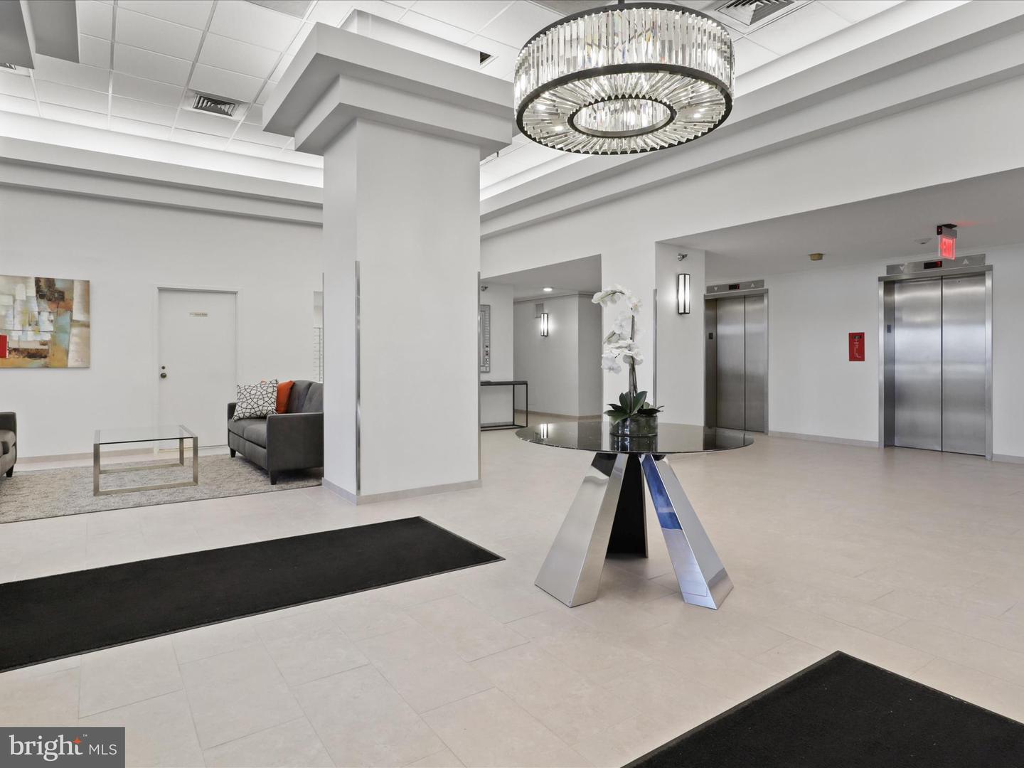 1808 OLD MEADOW RD #1418, MCLEAN, Virginia 22102, 1 Bedroom Bedrooms, ,1 BathroomBathrooms,Residential,For sale,1808 OLD MEADOW RD #1418,VAFX2256606 MLS # VAFX2256606