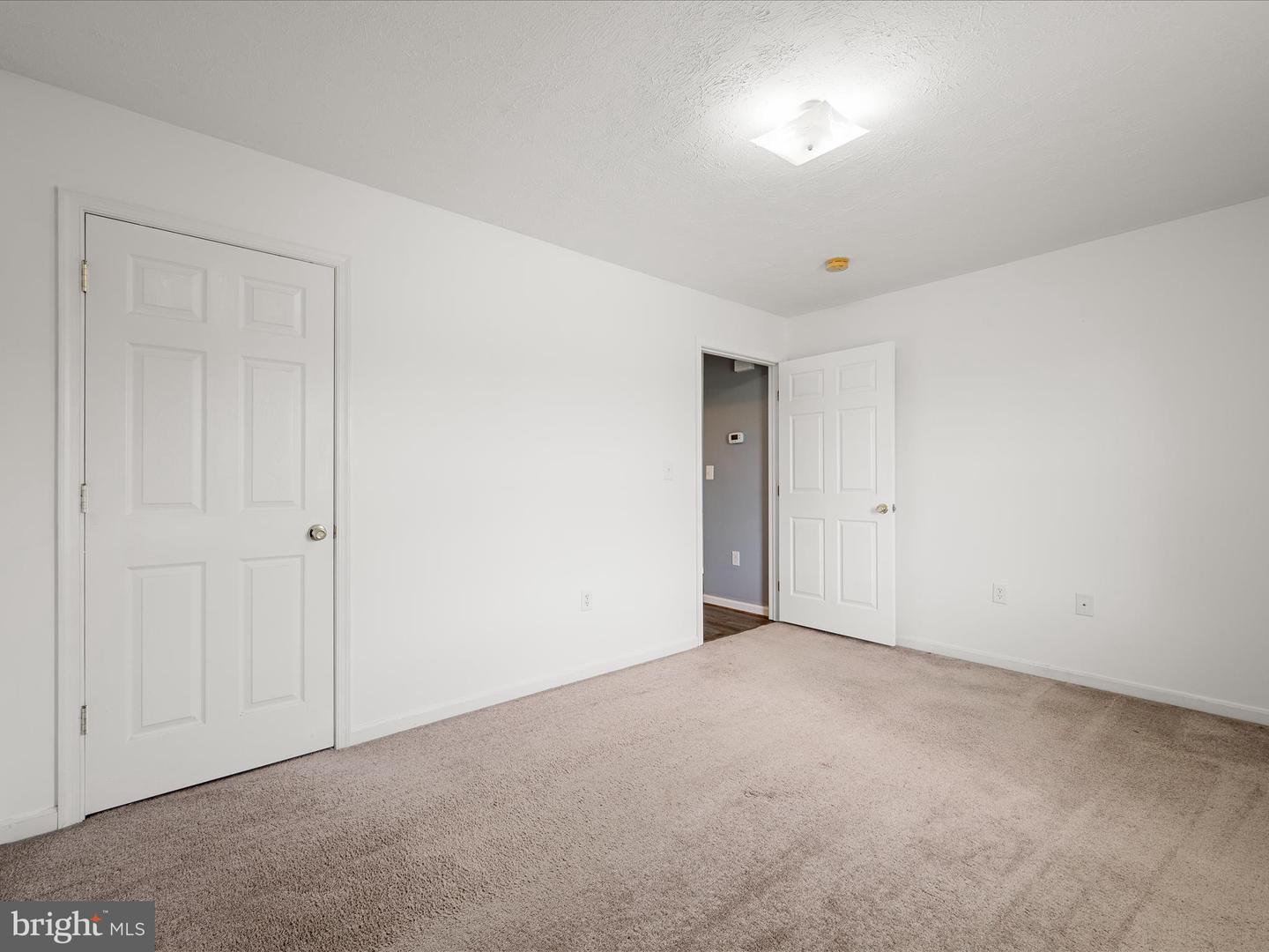 451 N SUMMIT AVE, WOODSTOCK, Virginia 22664, 3 Bedrooms Bedrooms, ,2 BathroomsBathrooms,Residential,For sale,451 N SUMMIT AVE,VASH2012050 MLS # VASH2012050