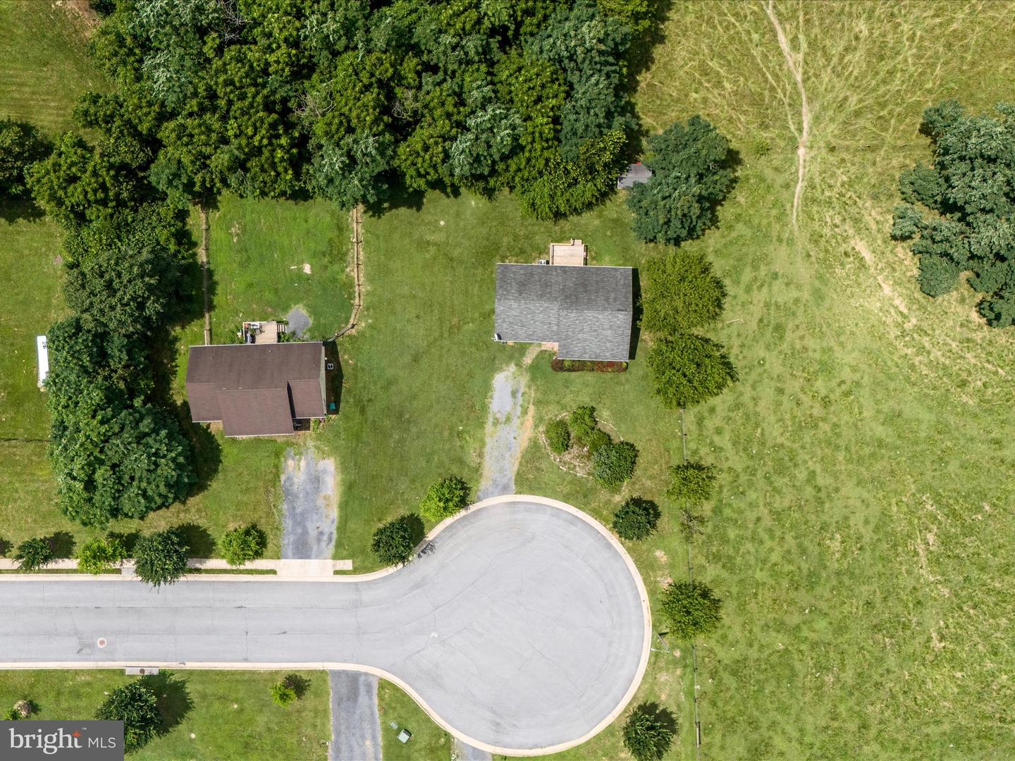 451 N SUMMIT AVE, WOODSTOCK, Virginia 22664, 3 Bedrooms Bedrooms, ,2 BathroomsBathrooms,Residential,For sale,451 N SUMMIT AVE,VASH2012050 MLS # VASH2012050