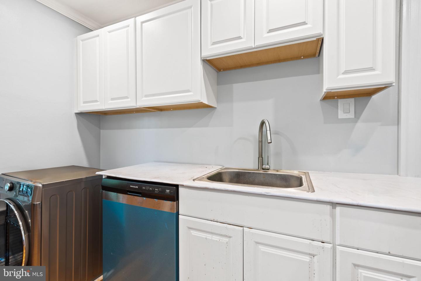 1263 EVARTS ST NE, WASHINGTON, District Of Columbia 20018, 7 Bedrooms Bedrooms, ,1 BathroomBathrooms,Residential,For sale,1263 EVARTS ST NE,DCDC2211384 MLS # DCDC2211384