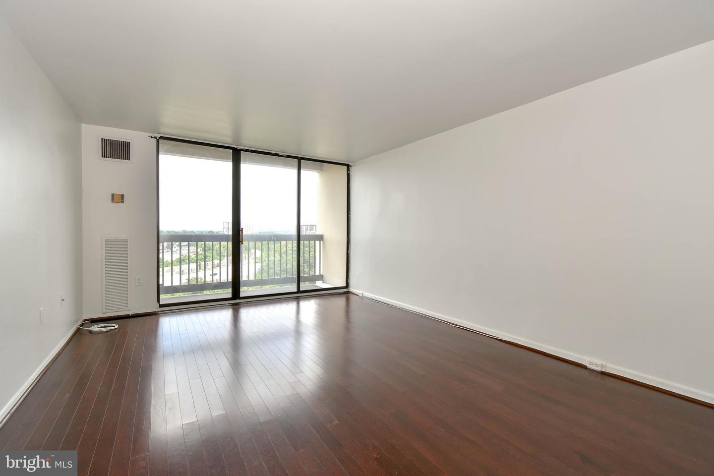 6300 STEVENSON AVE #1224, ALEXANDRIA, Virginia 22304, 2 Bedrooms Bedrooms, ,2 BathroomsBathrooms,Residential,For sale,6300 STEVENSON AVE #1224,VAAX2047692 MLS # VAAX2047692