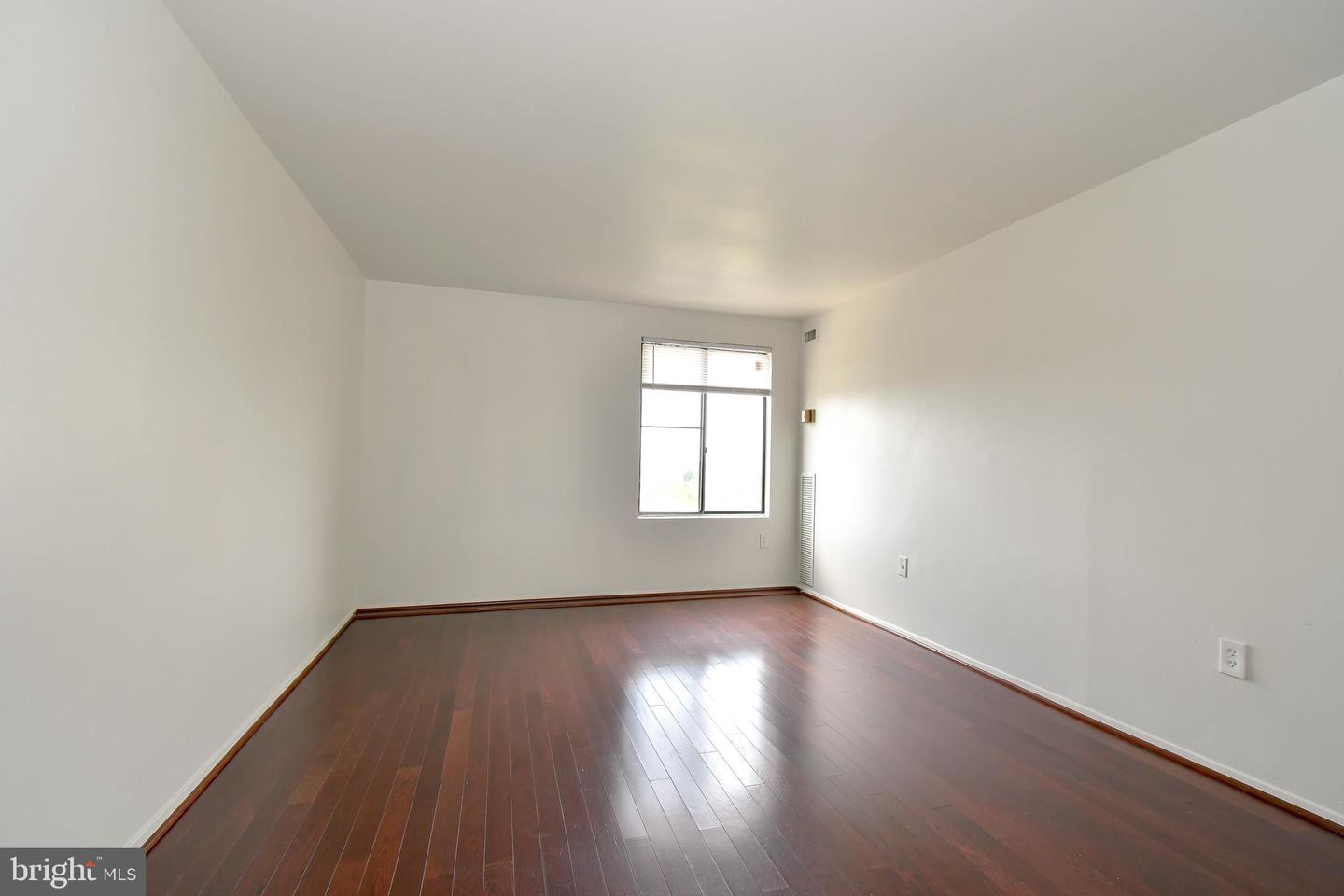 6300 STEVENSON AVE #1224, ALEXANDRIA, Virginia 22304, 2 Bedrooms Bedrooms, ,2 BathroomsBathrooms,Residential,For sale,6300 STEVENSON AVE #1224,VAAX2047692 MLS # VAAX2047692