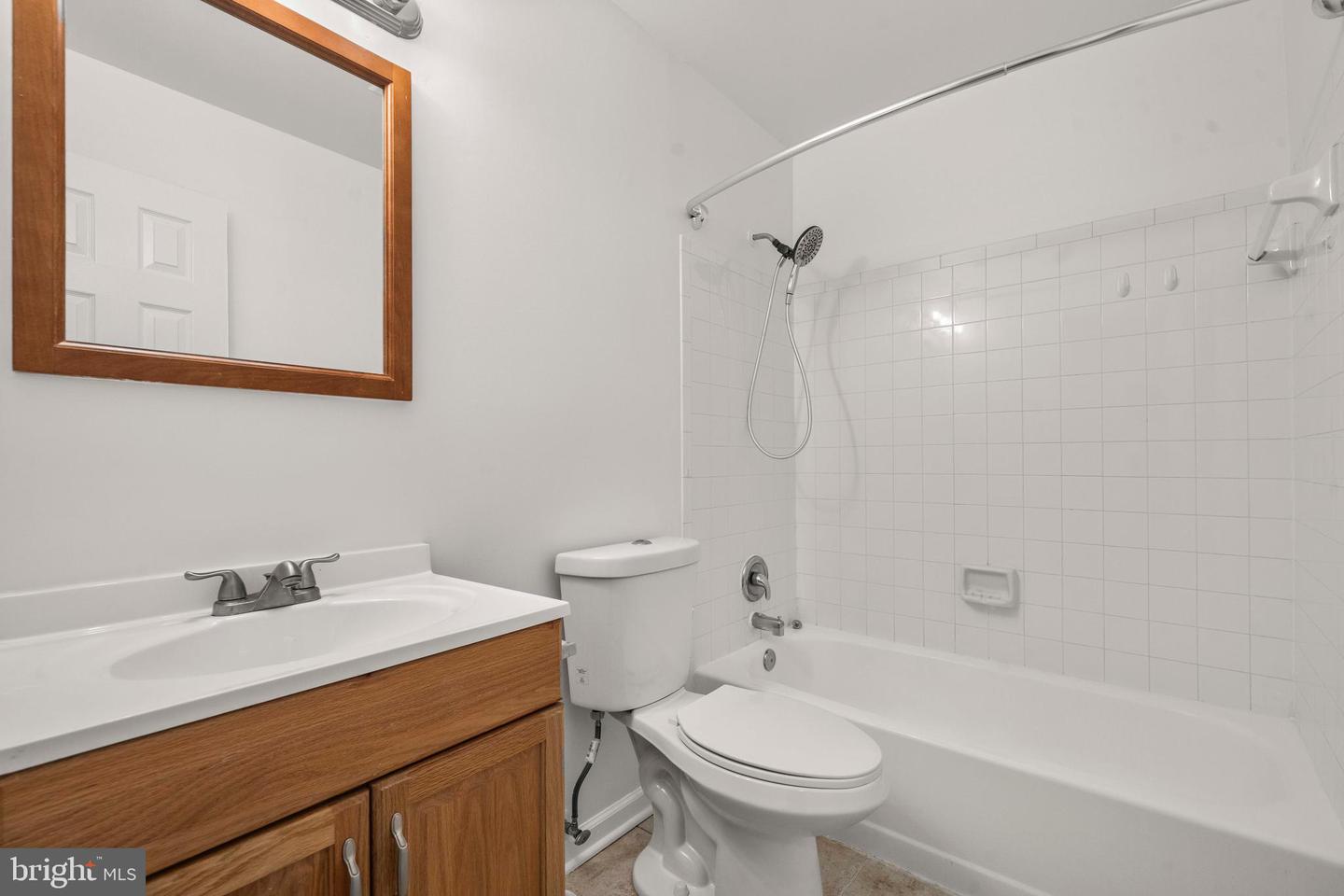 7621 JORDON HOLLOW CT, MANASSAS, Virginia 20109, 3 Bedrooms Bedrooms, ,2 BathroomsBathrooms,Residential,For sale,7621 JORDON HOLLOW CT,VAPW2099690 MLS # VAPW2099690