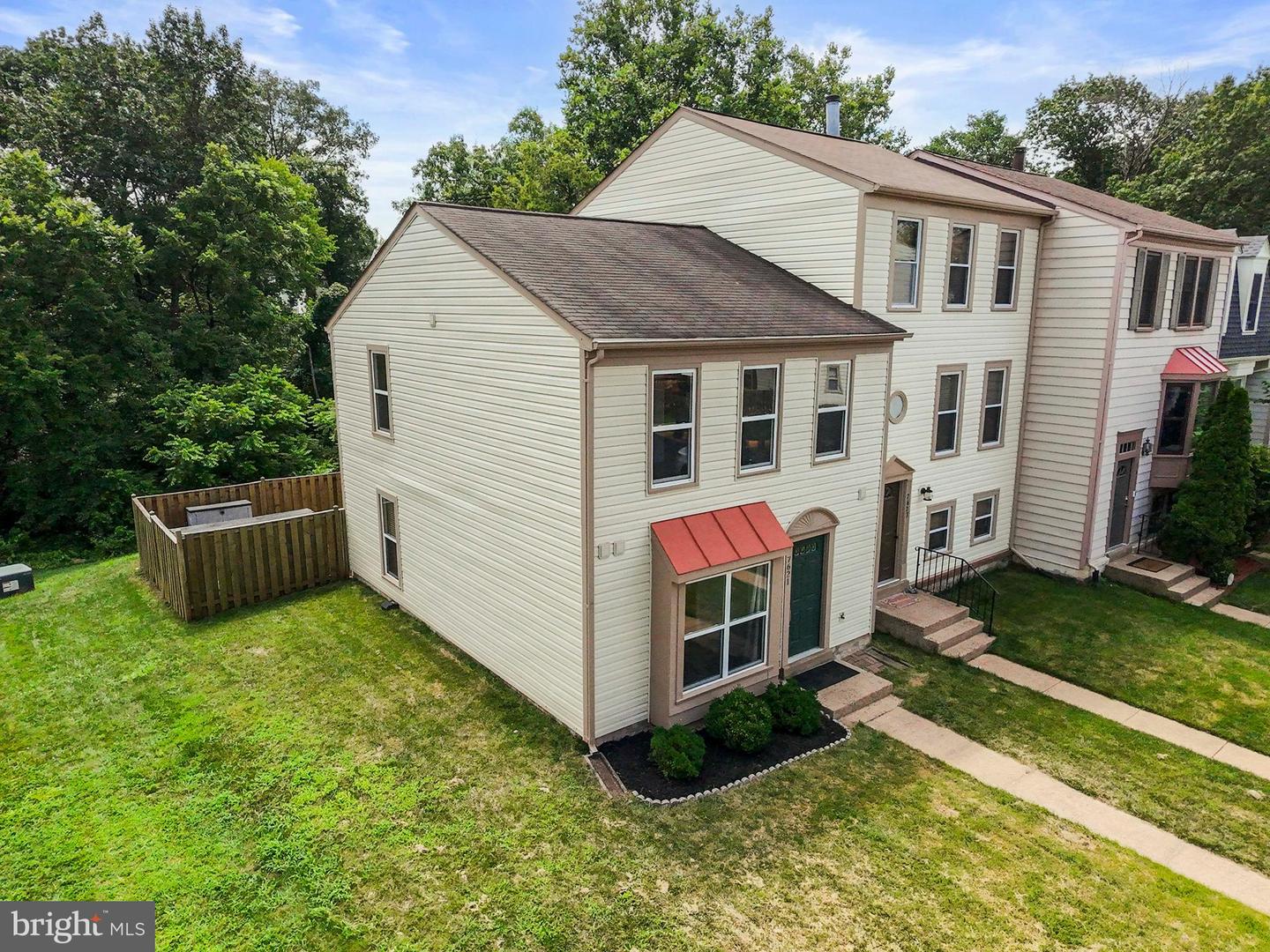 7621 JORDON HOLLOW CT, MANASSAS, Virginia 20109, 3 Bedrooms Bedrooms, ,2 BathroomsBathrooms,Residential,For sale,7621 JORDON HOLLOW CT,VAPW2099690 MLS # VAPW2099690