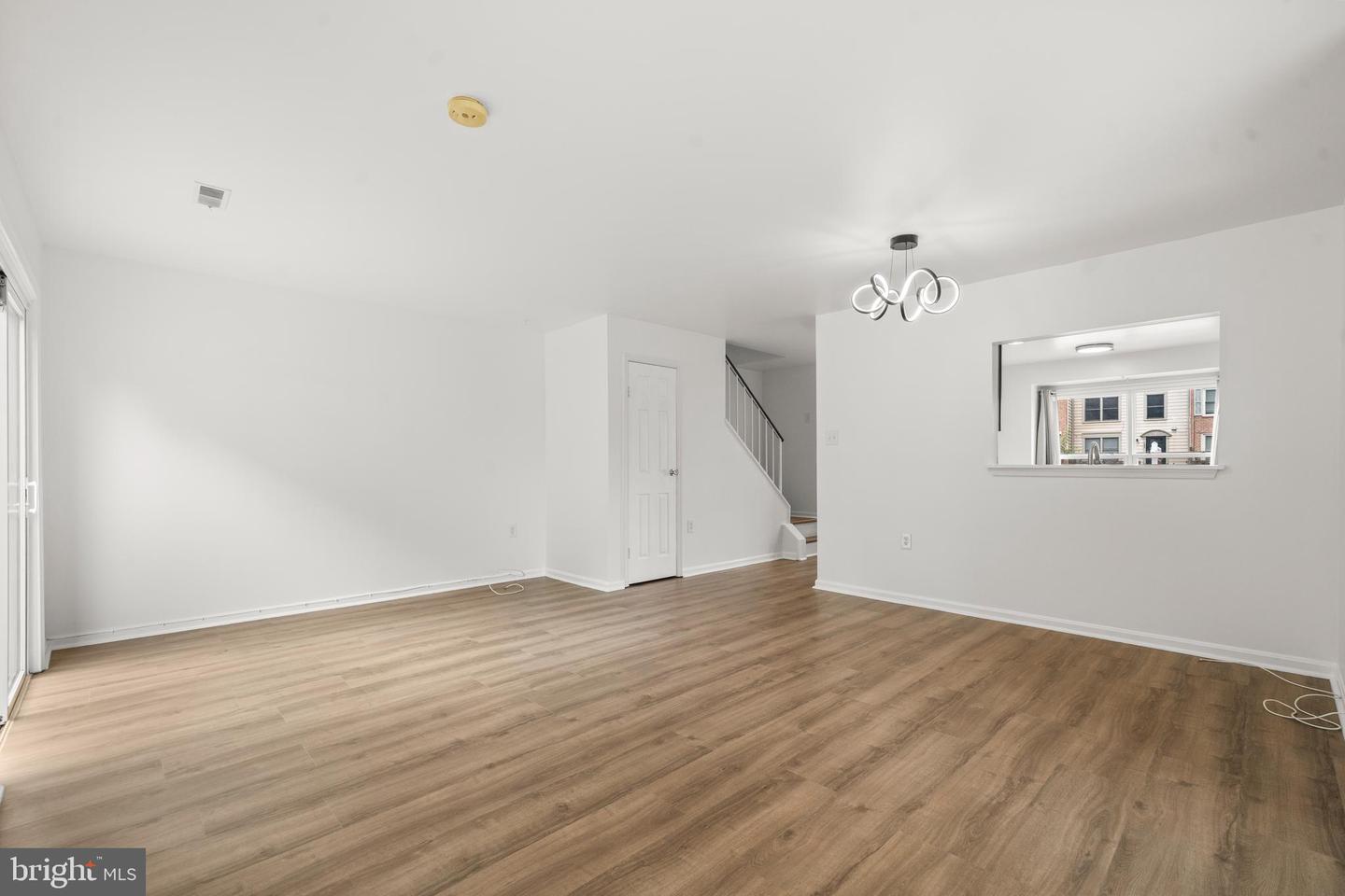 7621 JORDON HOLLOW CT, MANASSAS, Virginia 20109, 3 Bedrooms Bedrooms, ,2 BathroomsBathrooms,Residential,For sale,7621 JORDON HOLLOW CT,VAPW2099690 MLS # VAPW2099690