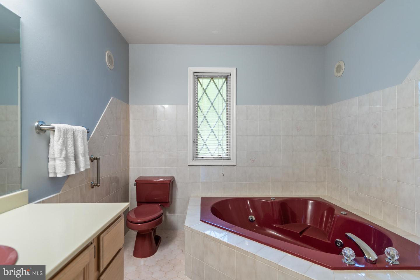 102 SPOTSWOOD RD, LOCUST GROVE, Virginia 22508, 3 Bedrooms Bedrooms, ,2 BathroomsBathrooms,Residential,For sale,102 SPOTSWOOD RD,VAOR2010260 MLS # VAOR2010260