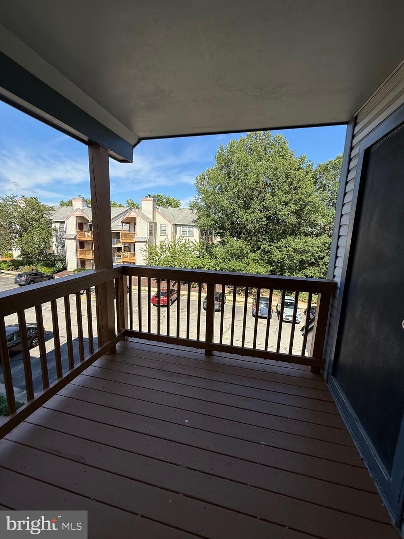 6921 VICTORIA DR #I, ALEXANDRIA, Virginia 22310, 2 Bedrooms Bedrooms, ,2 BathroomsBathrooms,Residential,For sale,6921 VICTORIA DR #I,VAFX2256816 MLS # VAFX2256816