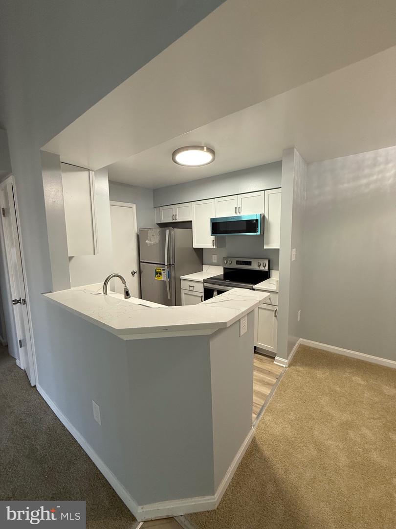 6921 VICTORIA DR #I, ALEXANDRIA, Virginia 22310, 2 Bedrooms Bedrooms, ,2 BathroomsBathrooms,Residential,For sale,6921 VICTORIA DR #I,VAFX2256816 MLS # VAFX2256816