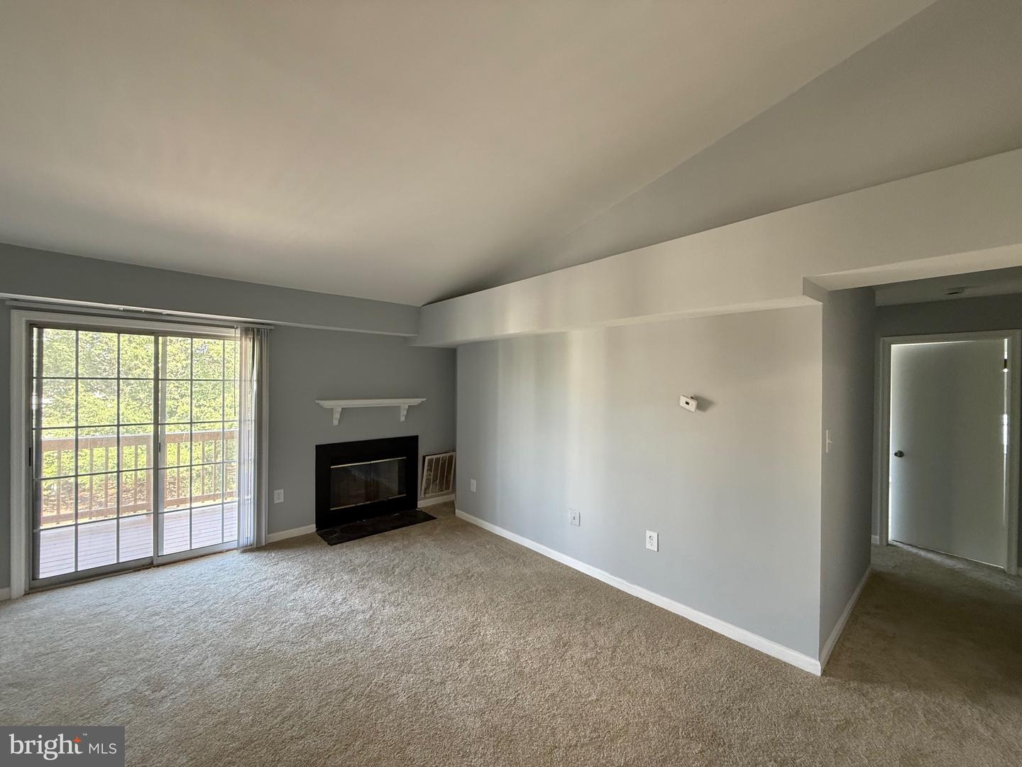 6921 VICTORIA DR #I, ALEXANDRIA, Virginia 22310, 2 Bedrooms Bedrooms, ,2 BathroomsBathrooms,Residential,For sale,6921 VICTORIA DR #I,VAFX2256816 MLS # VAFX2256816