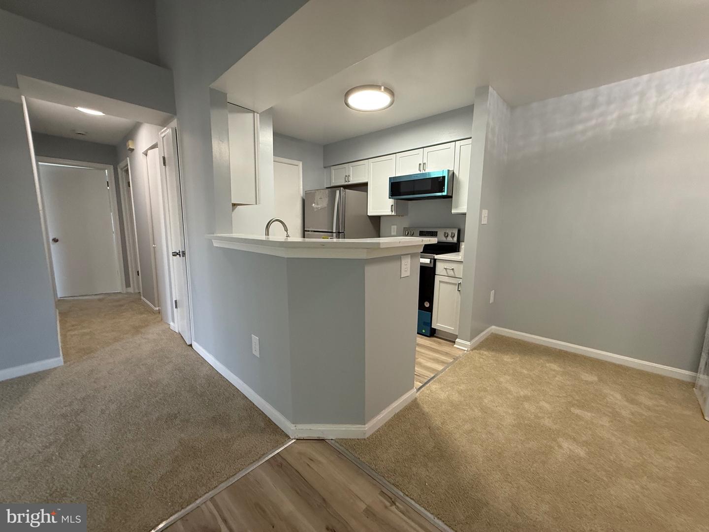 6921 VICTORIA DR #I, ALEXANDRIA, Virginia 22310, 2 Bedrooms Bedrooms, ,2 BathroomsBathrooms,Residential,For sale,6921 VICTORIA DR #I,VAFX2256816 MLS # VAFX2256816