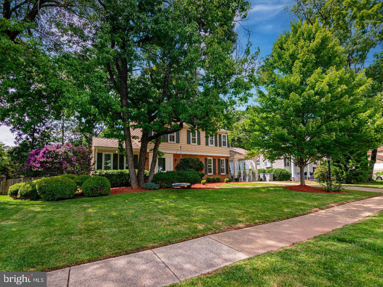 14808 CRANOKE ST, CENTREVILLE, Virginia 20120, 4 Bedrooms Bedrooms, ,2 BathroomsBathrooms,Residential,For sale,14808 CRANOKE ST,VAFX2256840 MLS # VAFX2256840