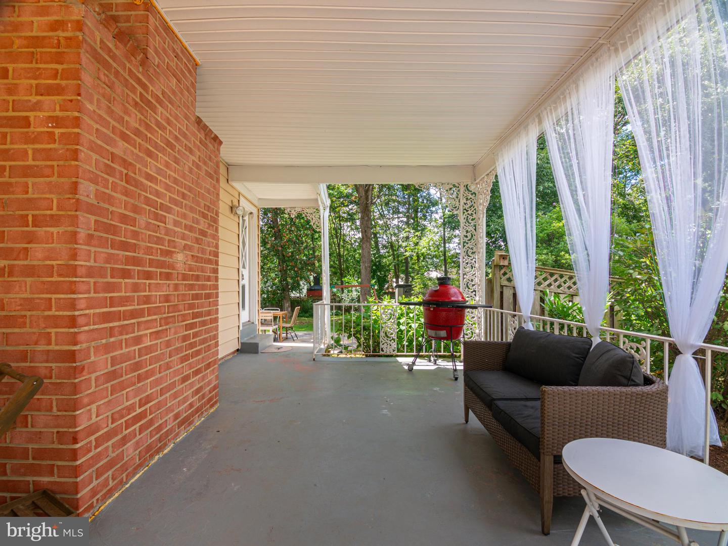 14808 CRANOKE ST, CENTREVILLE, Virginia 20120, 4 Bedrooms Bedrooms, ,2 BathroomsBathrooms,Residential,For sale,14808 CRANOKE ST,VAFX2256840 MLS # VAFX2256840