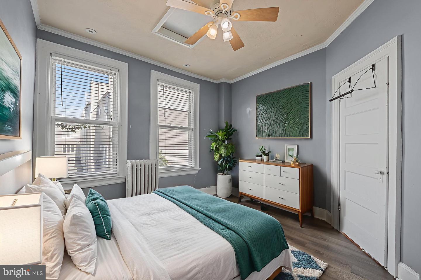 2805 11TH ST NW, WASHINGTON, District Of Columbia 20001, 4 Bedrooms Bedrooms, ,3 BathroomsBathrooms,Residential,For sale,2805 11TH ST NW,DCDC2211578 MLS # DCDC2211578