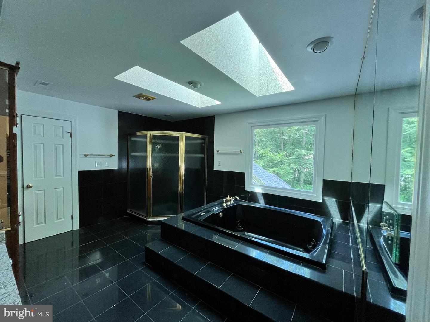 7808 HILL HOUSE CT, FAIRFAX STATION, Virginia 22039, 6 Bedrooms Bedrooms, ,4 BathroomsBathrooms,Residential,For sale,7808 HILL HOUSE CT,VAFX2257136 MLS # VAFX2257136