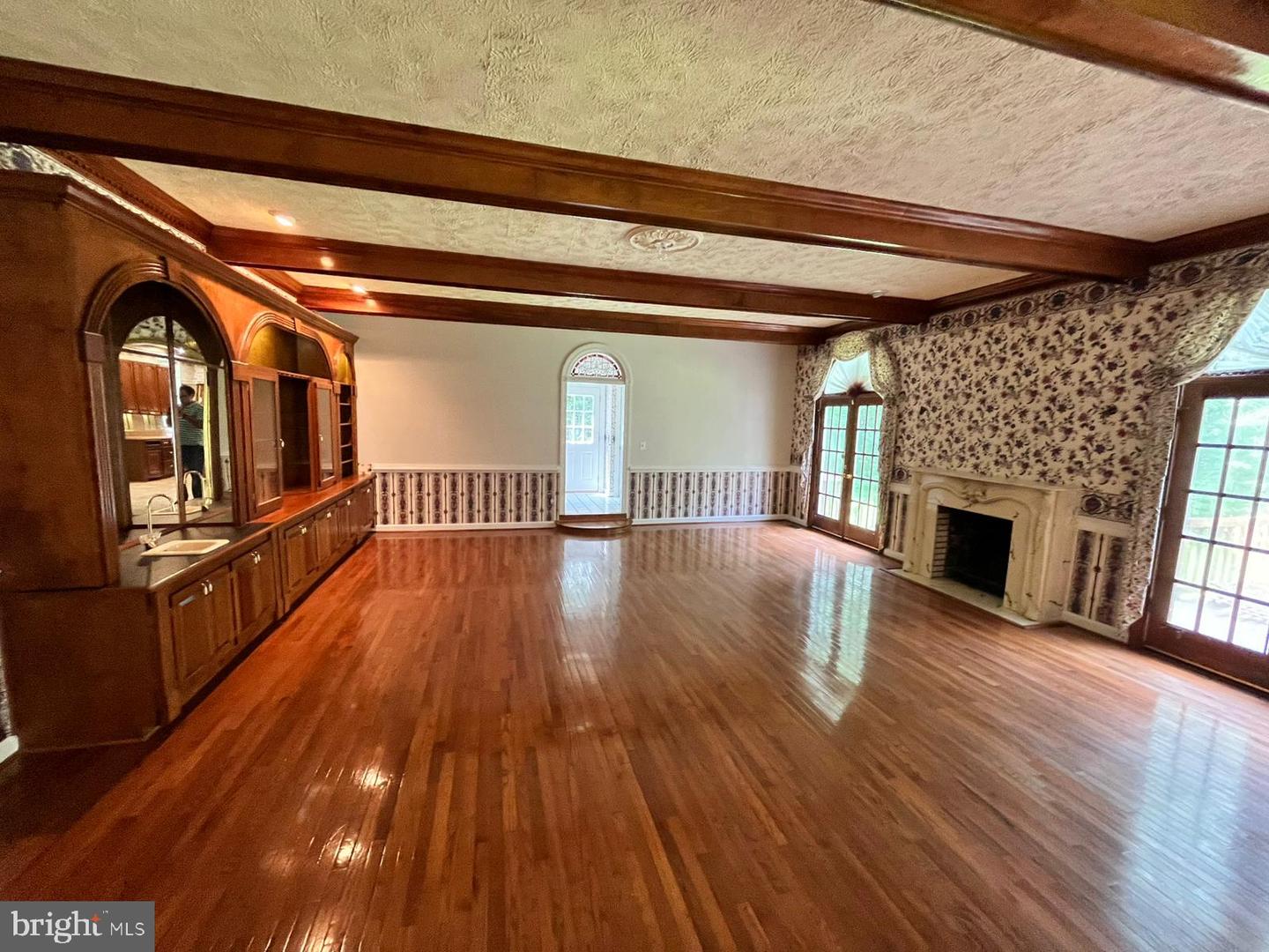 7808 HILL HOUSE CT, FAIRFAX STATION, Virginia 22039, 6 Bedrooms Bedrooms, ,4 BathroomsBathrooms,Residential,For sale,7808 HILL HOUSE CT,VAFX2257136 MLS # VAFX2257136