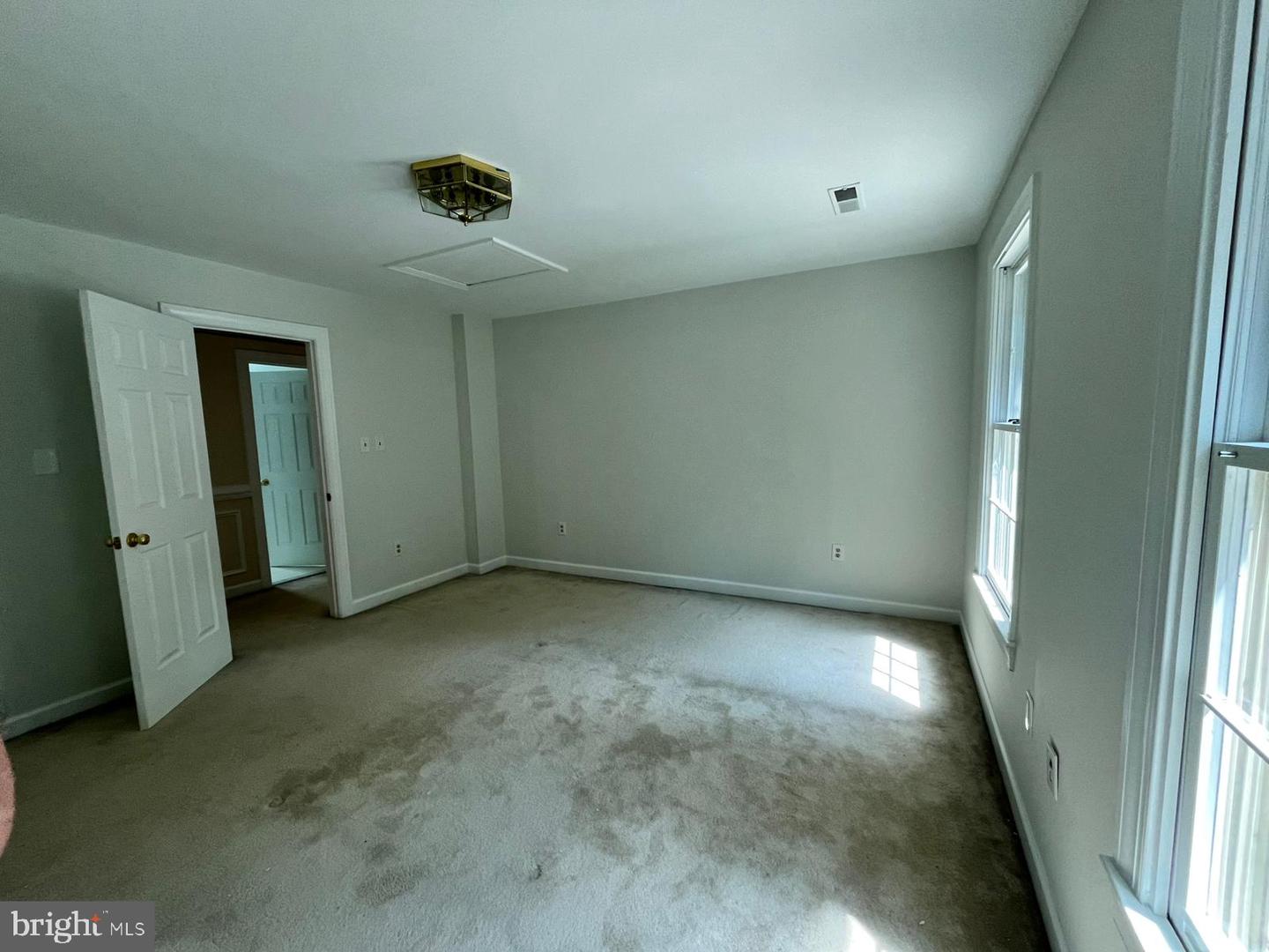 7808 HILL HOUSE CT, FAIRFAX STATION, Virginia 22039, 6 Bedrooms Bedrooms, ,4 BathroomsBathrooms,Residential,For sale,7808 HILL HOUSE CT,VAFX2257136 MLS # VAFX2257136