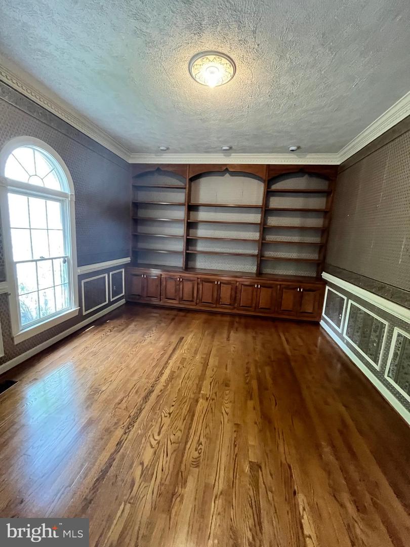 7808 HILL HOUSE CT, FAIRFAX STATION, Virginia 22039, 6 Bedrooms Bedrooms, ,4 BathroomsBathrooms,Residential,For sale,7808 HILL HOUSE CT,VAFX2257136 MLS # VAFX2257136