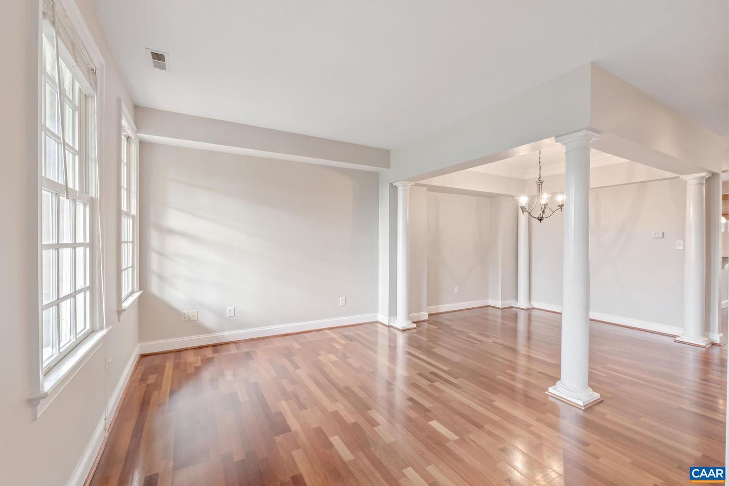 219 GRASS DALE LN, CROZET, Virginia 22932, 3 Bedrooms Bedrooms, ,2 BathroomsBathrooms,Residential,For sale,219 GRASS DALE LN,667100 MLS # 667100