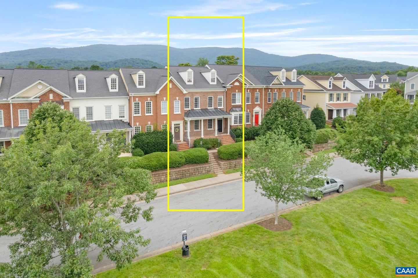 219 GRASS DALE LN, CROZET, Virginia 22932, 3 Bedrooms Bedrooms, ,2 BathroomsBathrooms,Residential,For sale,219 GRASS DALE LN,667100 MLS # 667100