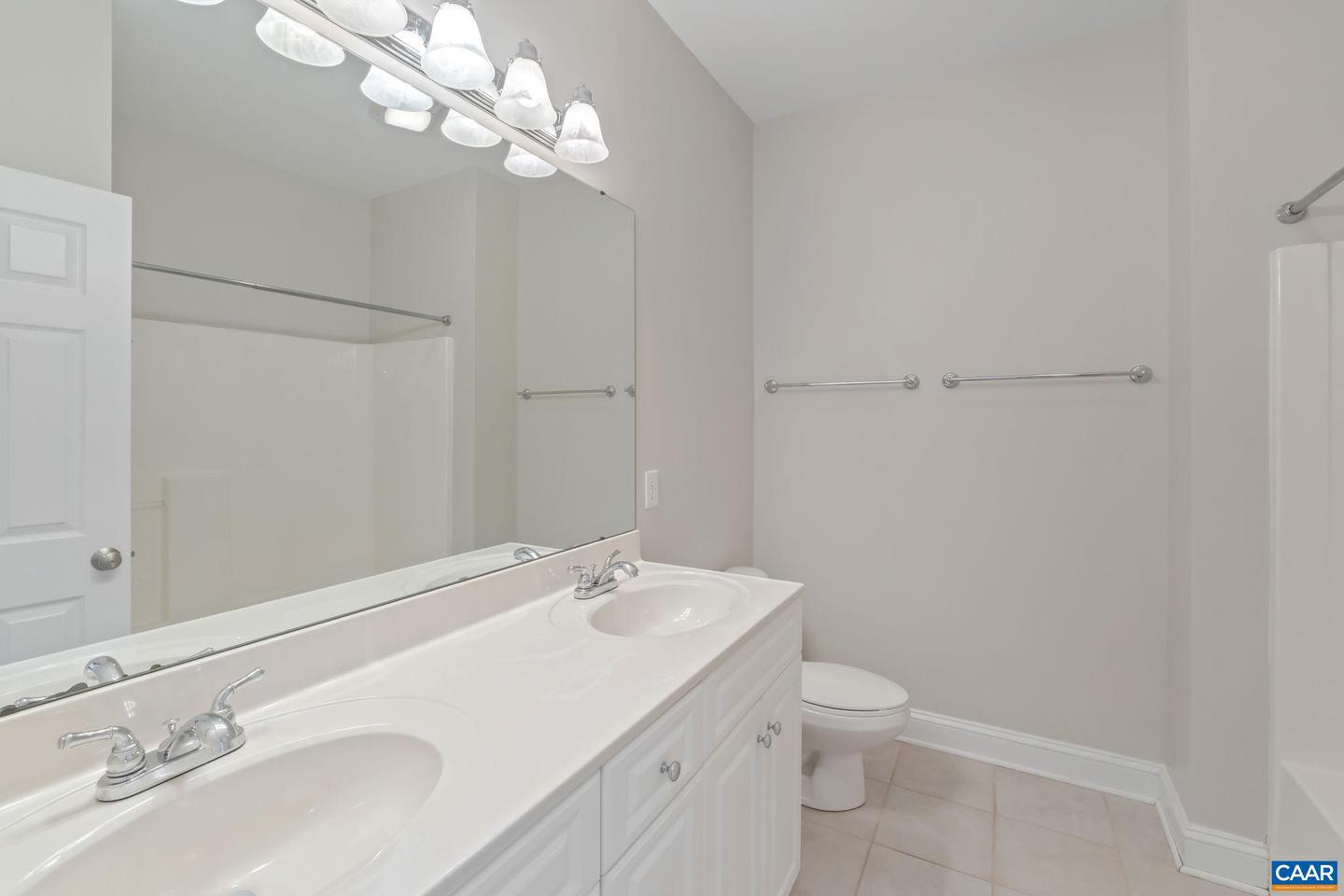 219 GRASS DALE LN, CROZET, Virginia 22932, 3 Bedrooms Bedrooms, ,2 BathroomsBathrooms,Residential,For sale,219 GRASS DALE LN,667100 MLS # 667100