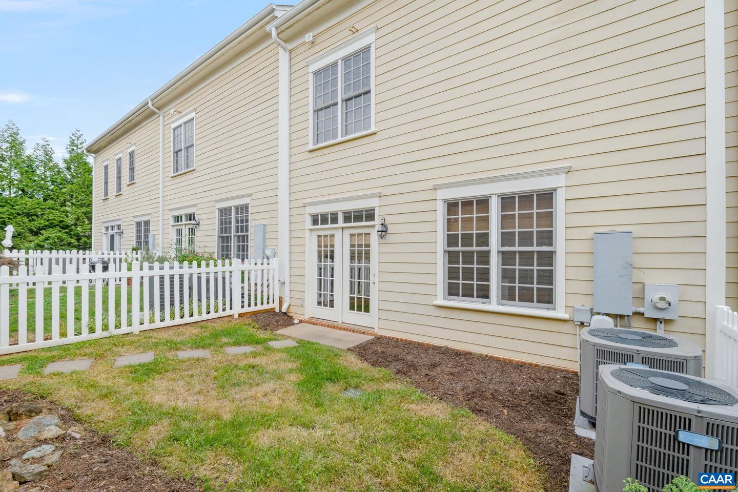 219 GRASS DALE LN, CROZET, Virginia 22932, 3 Bedrooms Bedrooms, ,2 BathroomsBathrooms,Residential,For sale,219 GRASS DALE LN,667100 MLS # 667100