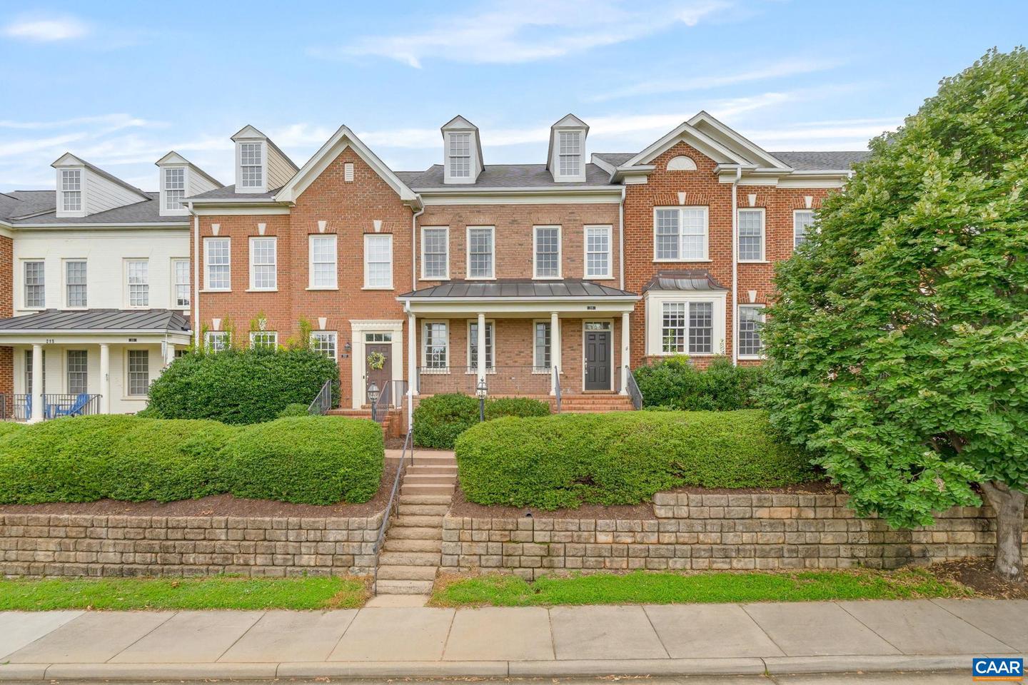 219 GRASS DALE LN, CROZET, Virginia 22932, 3 Bedrooms Bedrooms, ,2 BathroomsBathrooms,Residential,For sale,219 GRASS DALE LN,667100 MLS # 667100