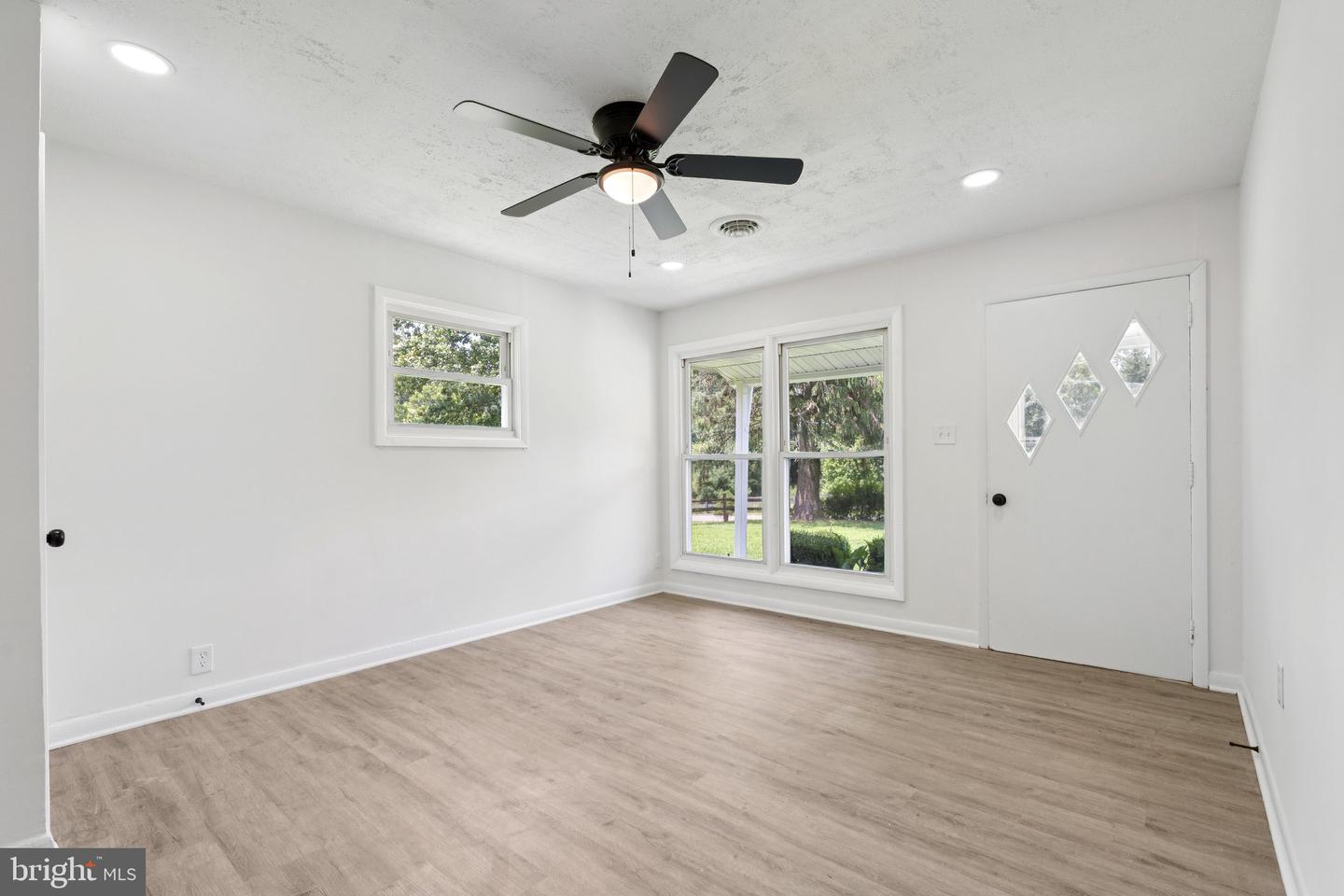 6097 FRYS LN, WARRENTON, Virginia 20187, 3 Bedrooms Bedrooms, ,1 BathroomBathrooms,Residential,For sale,6097 FRYS LN,VAFQ2017600 MLS # VAFQ2017600
